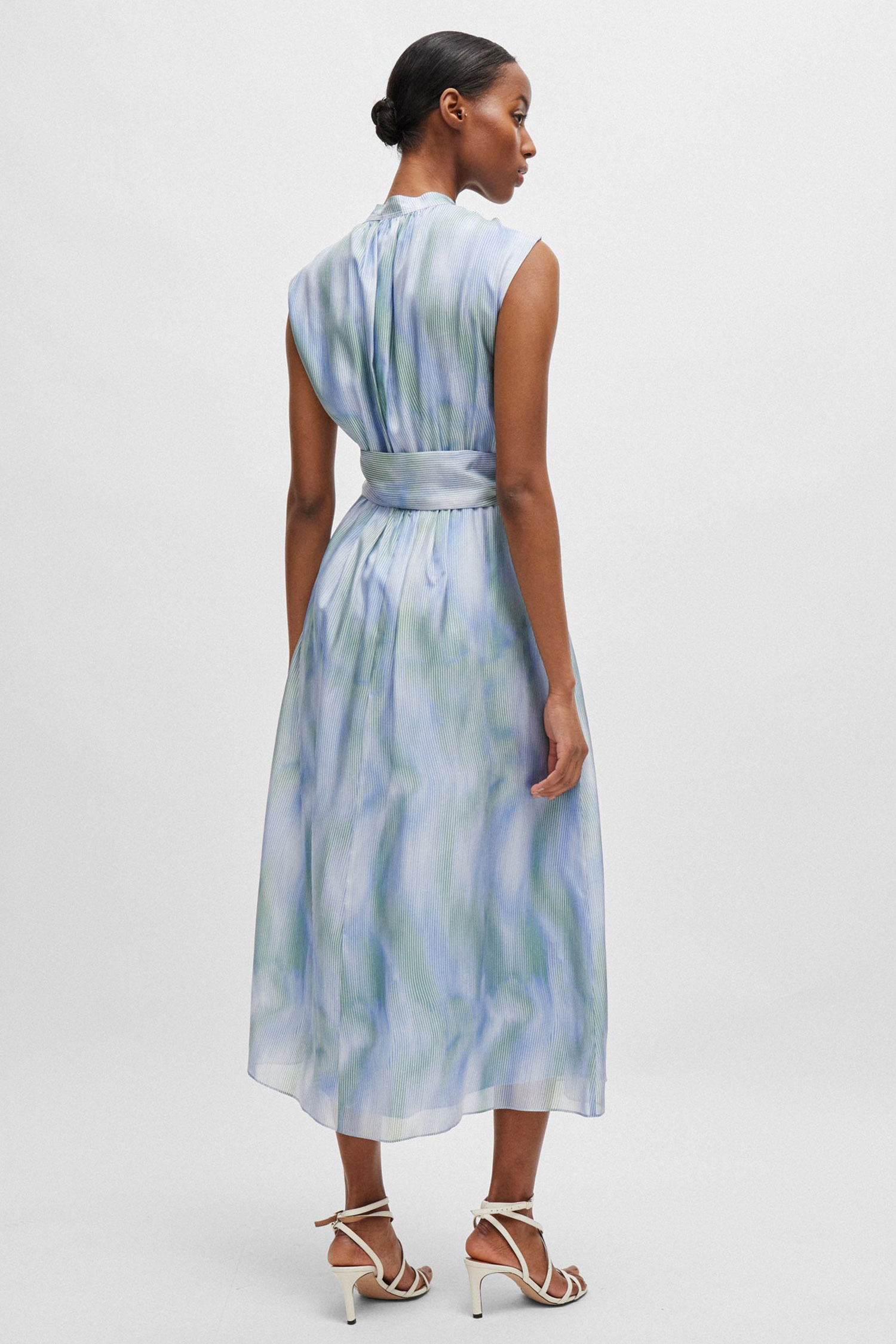 Жіноча блакитна шовкова сукня у смужку BOSS 50516007;964