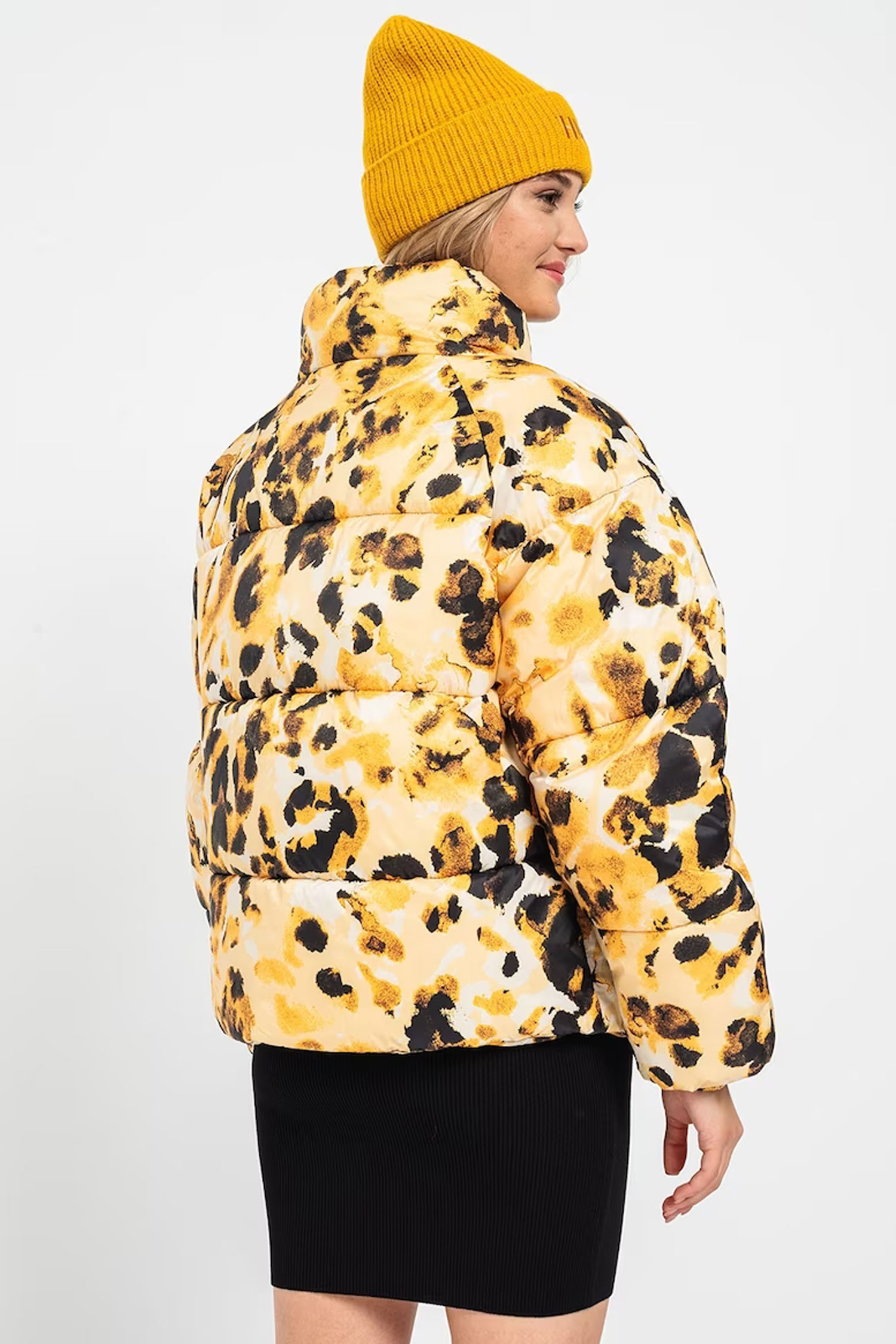 Женская куртка с узором HUGO 50503704;961