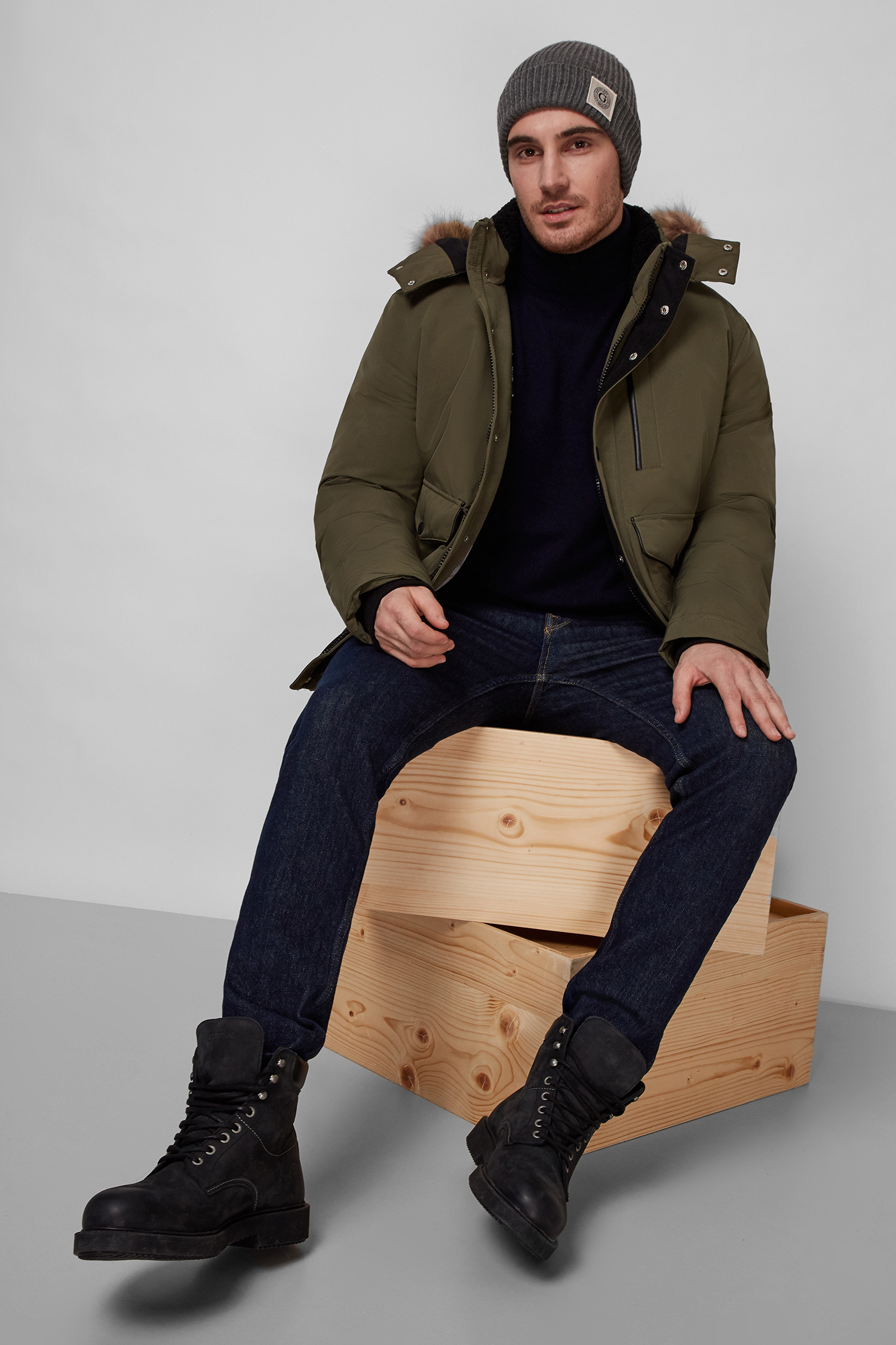 Мужской темно-синий гольф Guess M1BR09.Z2VA0;DPM