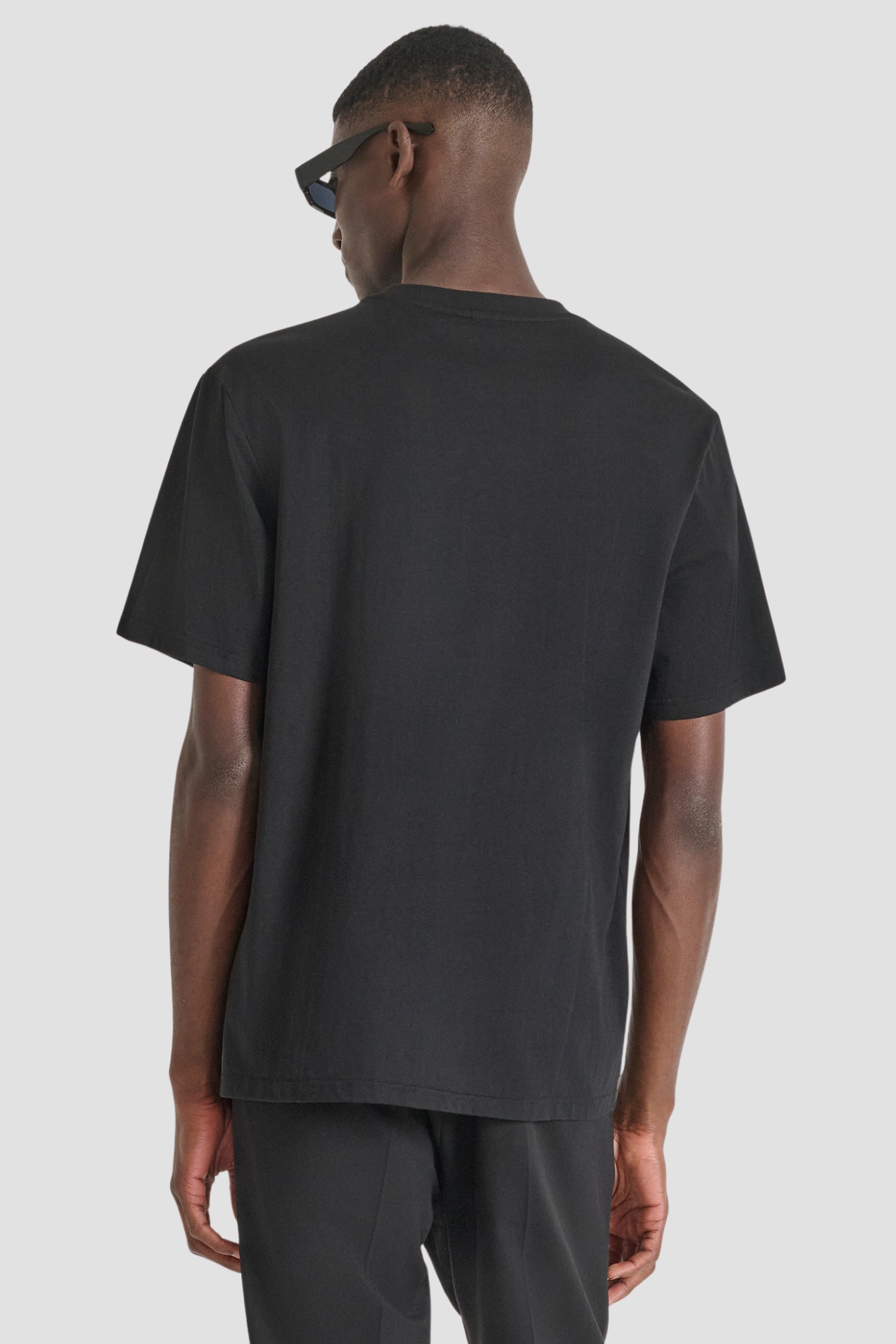 Мужская черная футболка Antony Morato MMKS02560.FA100240;9000