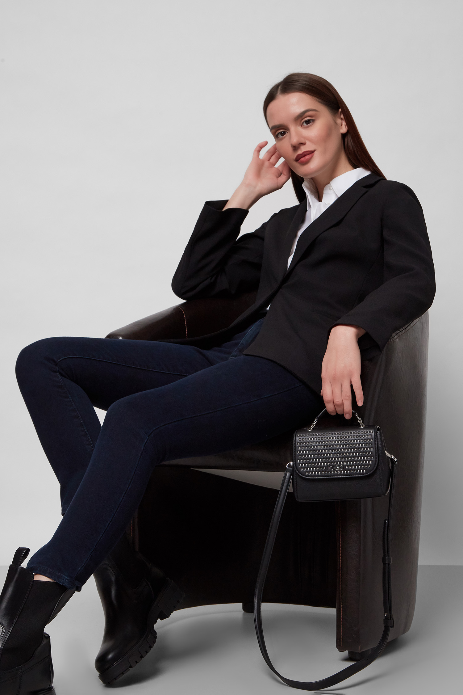 Женский черный жакет HUGO 50458435;001