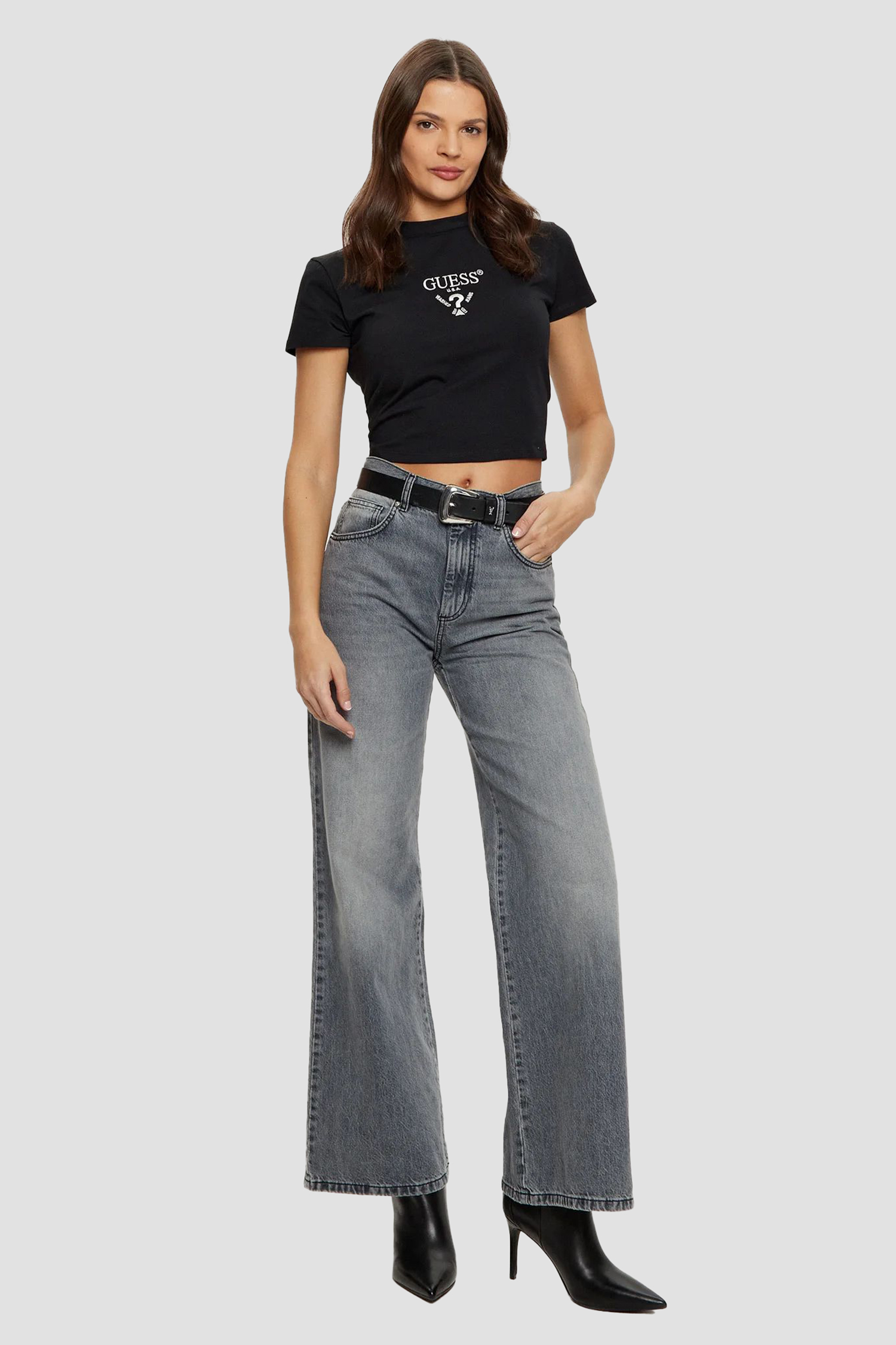 Женская черная футболка Guess V4YI20.KCDH1;JBLK