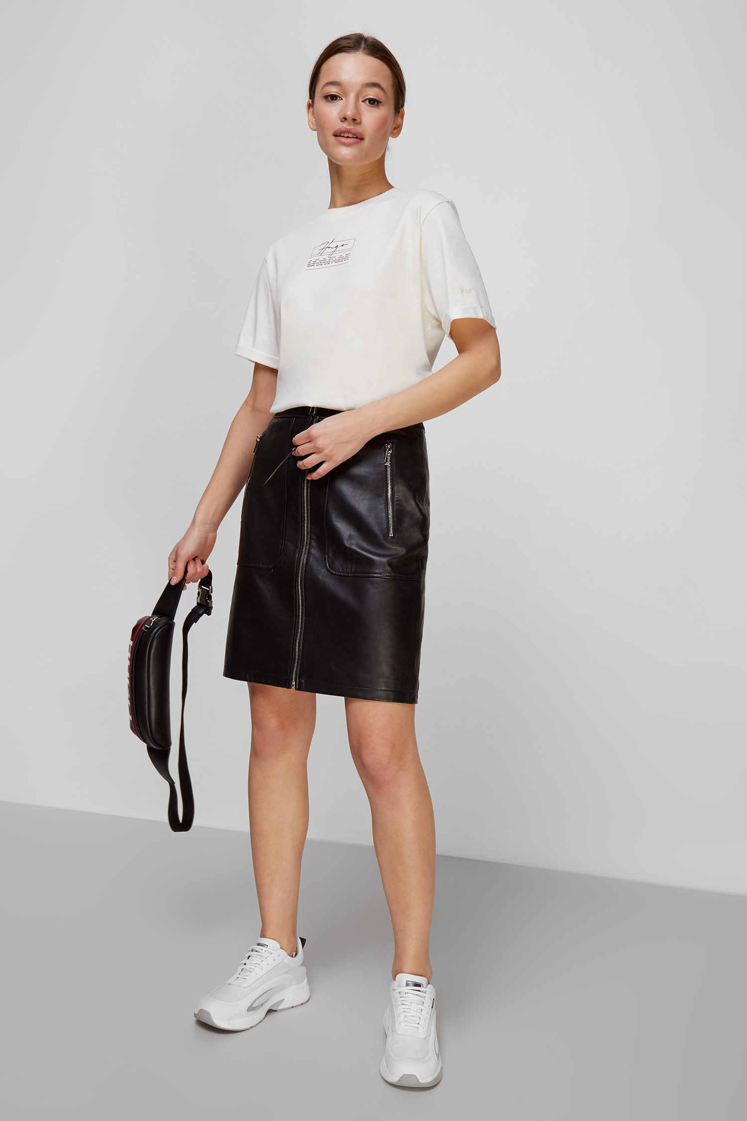 Женская белая футболка HUGO 50467321;110