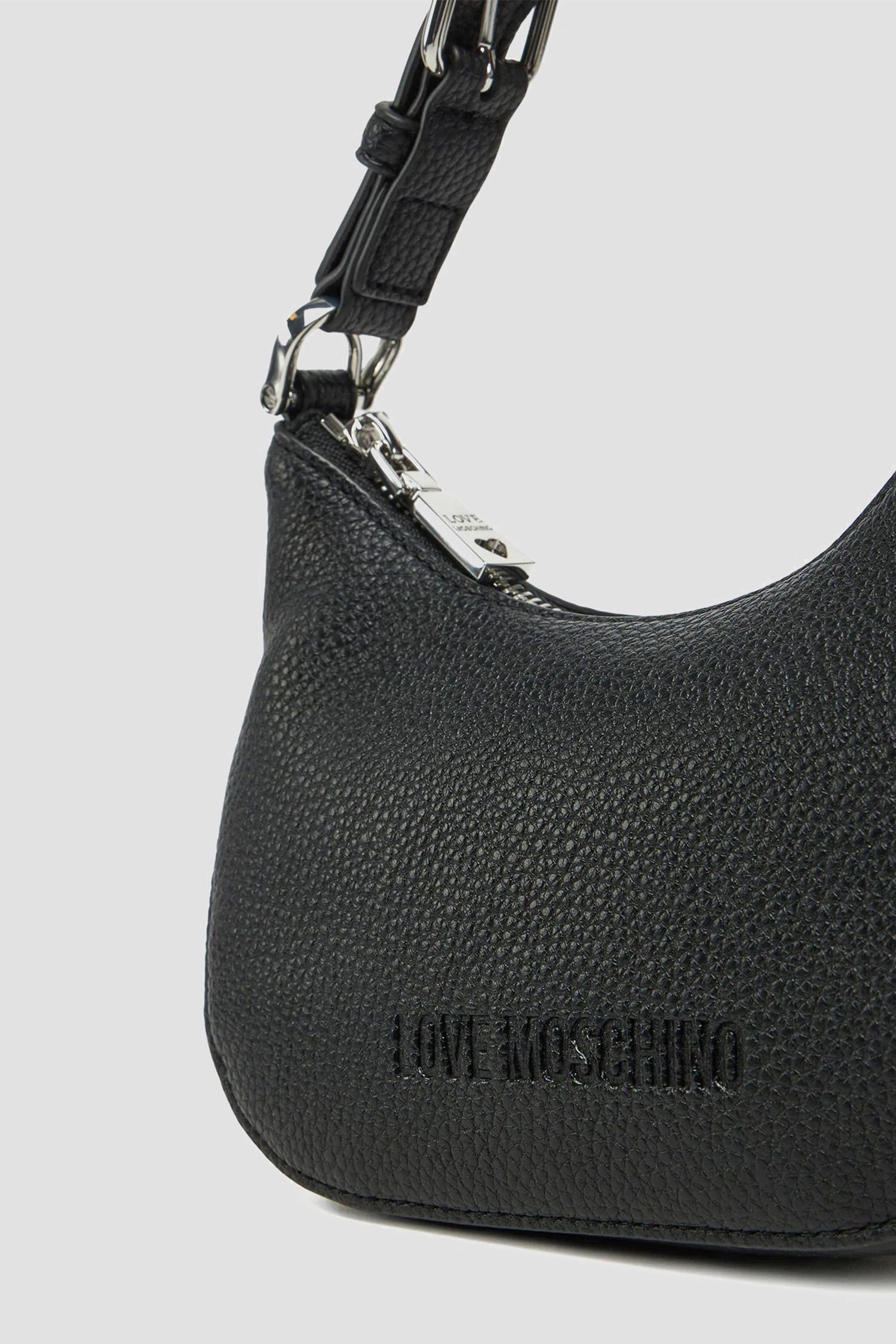 Женская черная сумка Moschino JC4019PP1M.LT0;00B