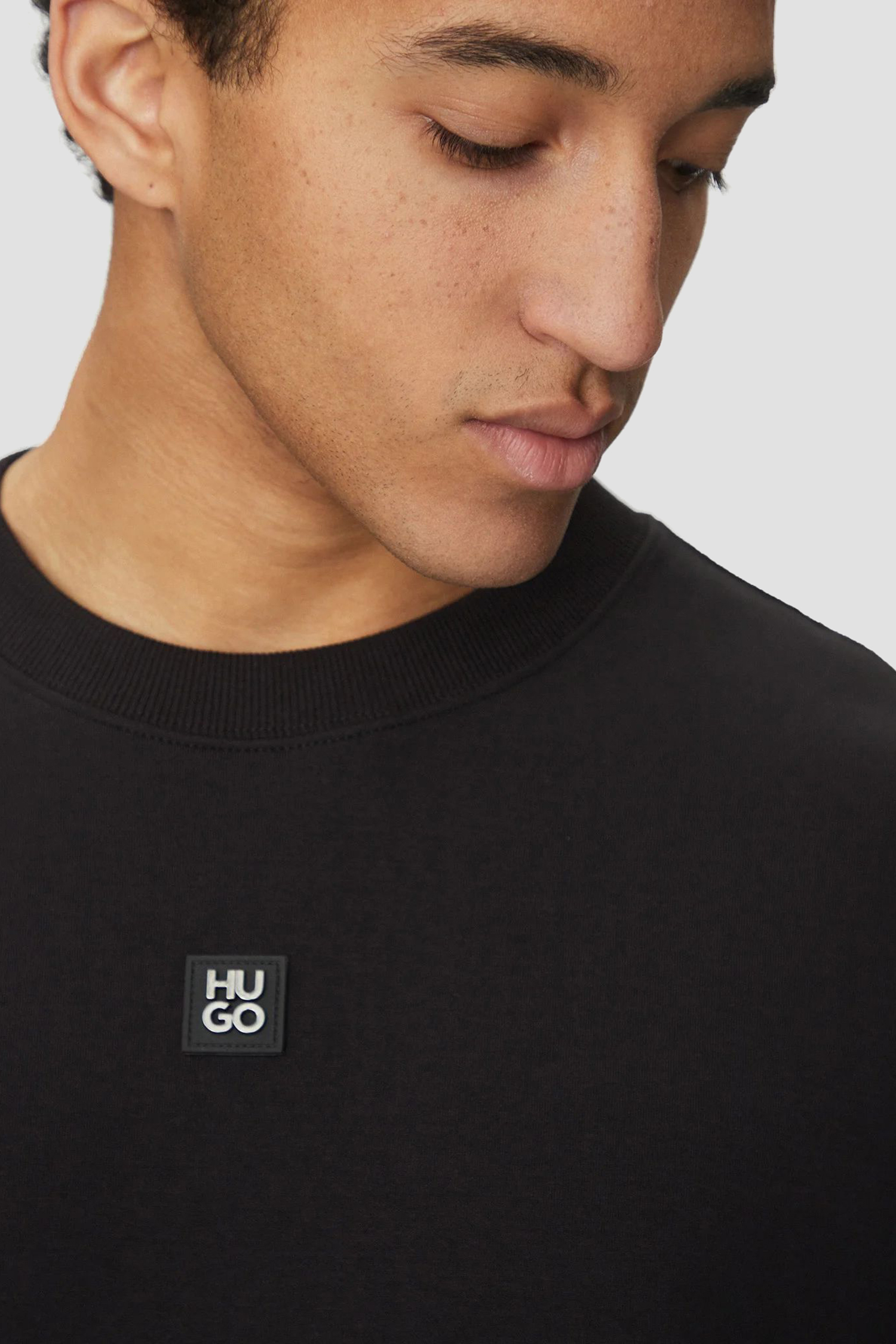 Мужской черный свитшот HUGO 50533689;001