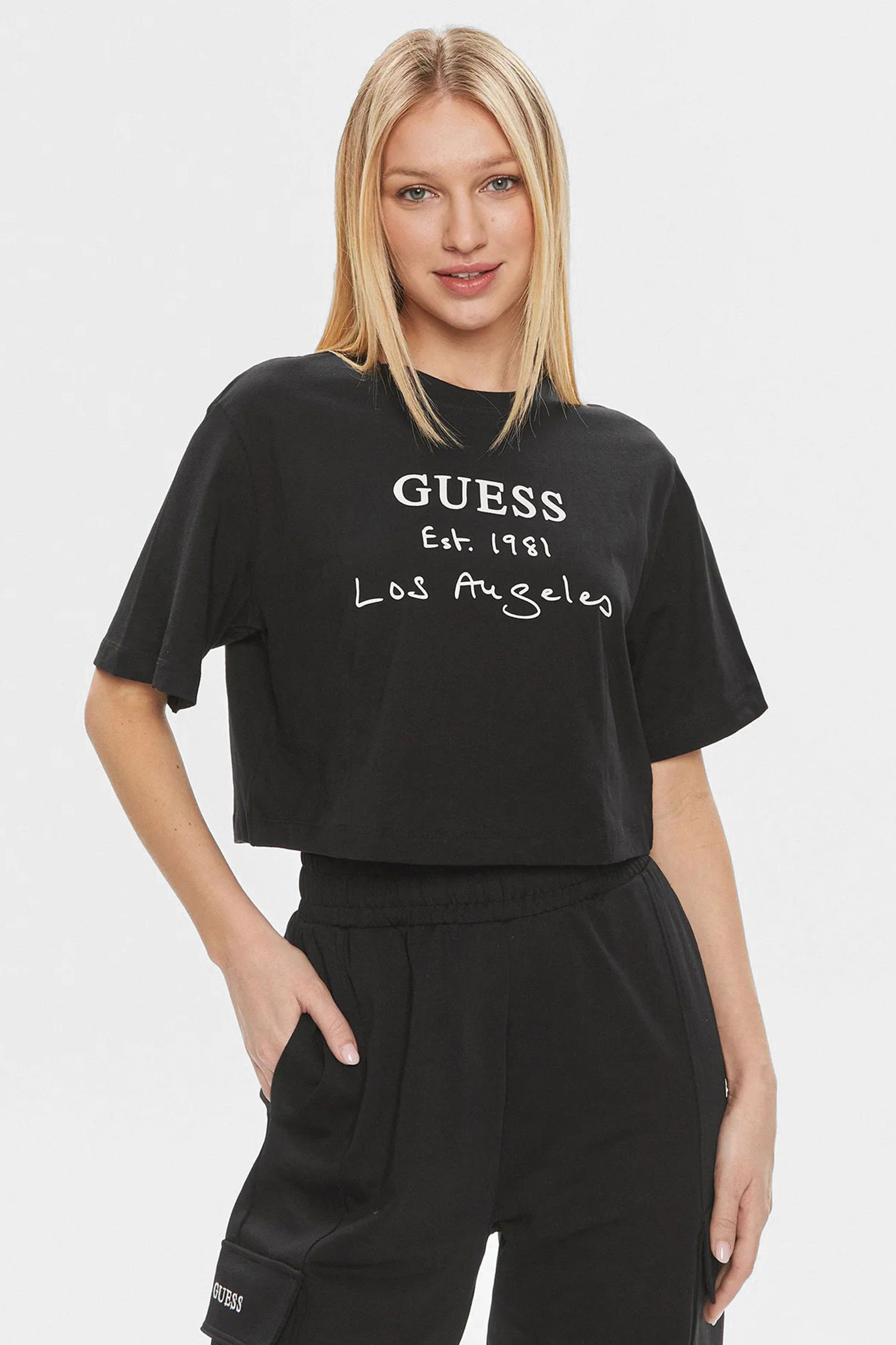Женская черная футболка Guess V4GI13.JA914;JBLK