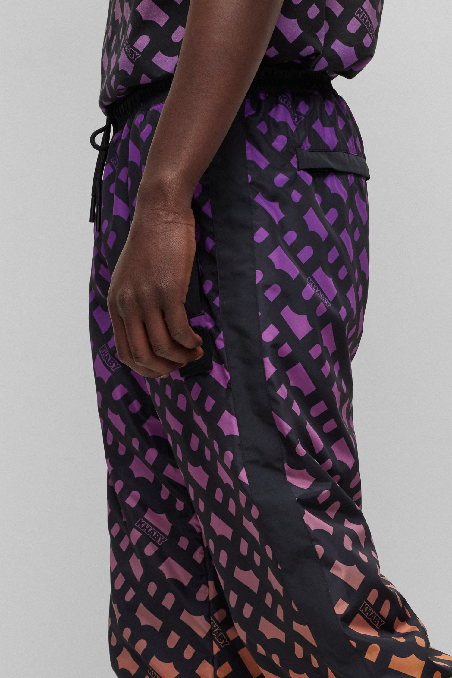 Чоловічі спортивні штани з візерунком BOSS x Khaby BOSS 50493298;834