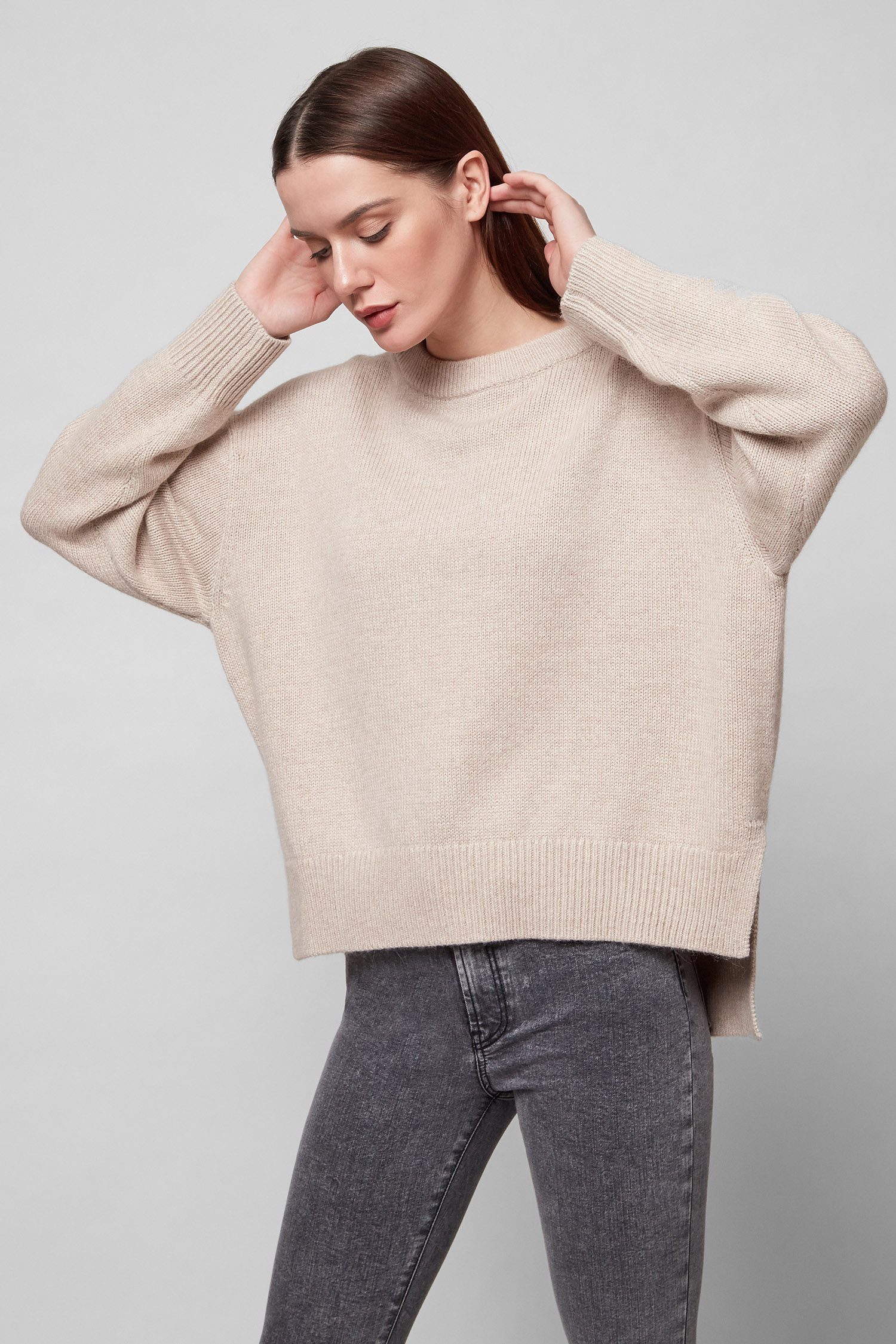 Жіночий бежевий светр HUGO 50458597;234