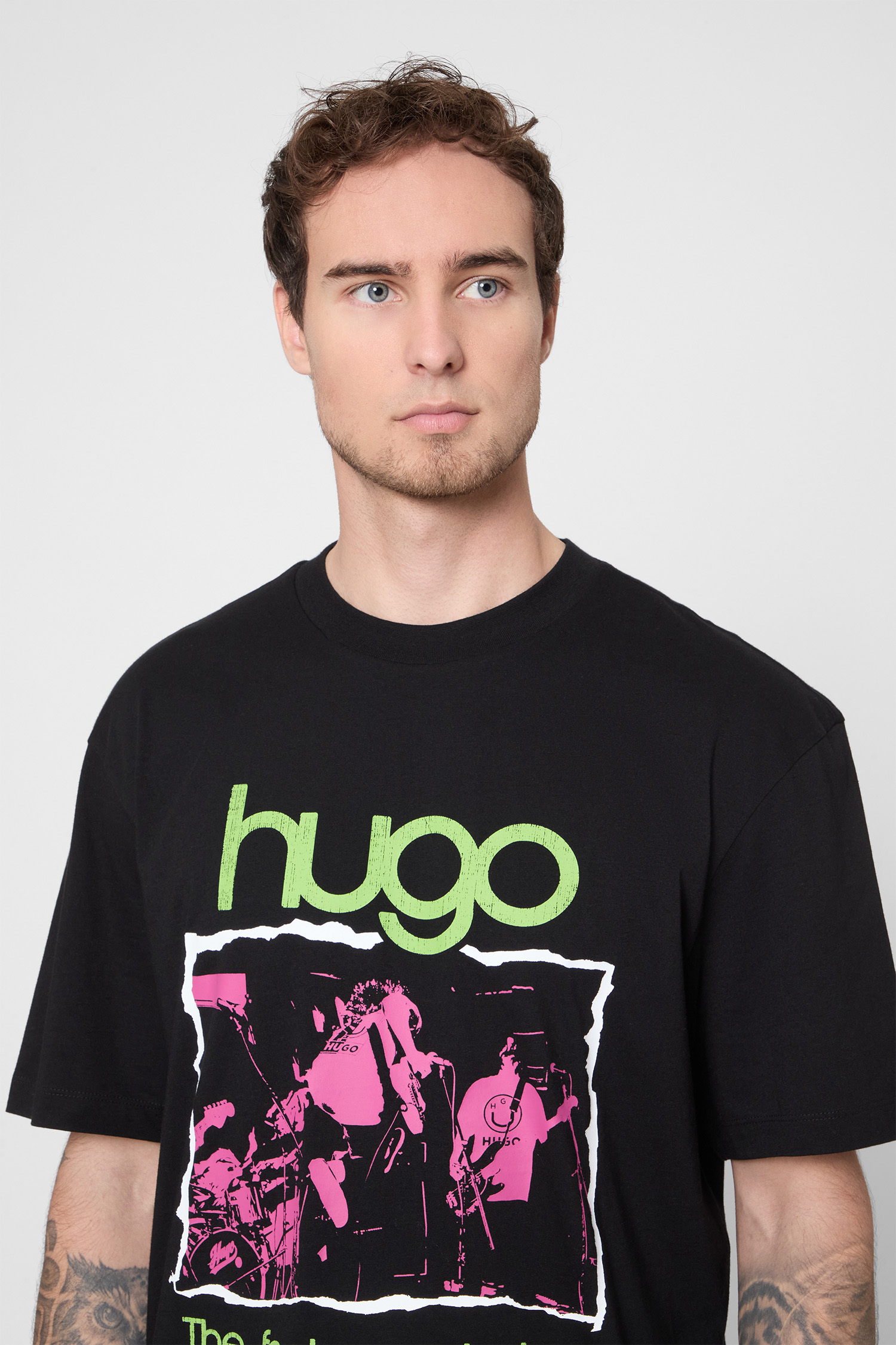 Мужская черная футболка HUGO BLUE 50543494;001