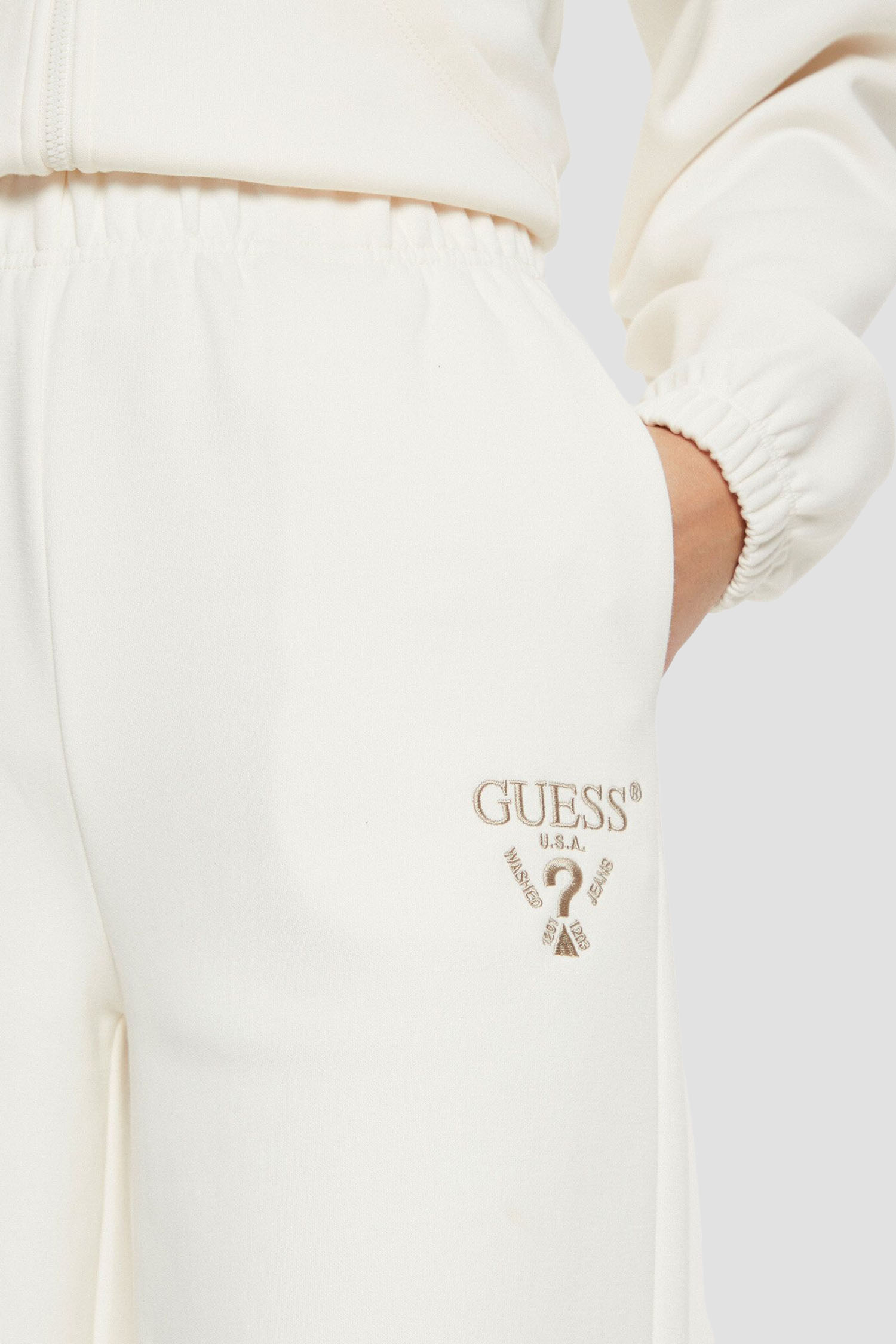Женские белые спортивные брюки Guess V5RB12.KC3D2;G6K5