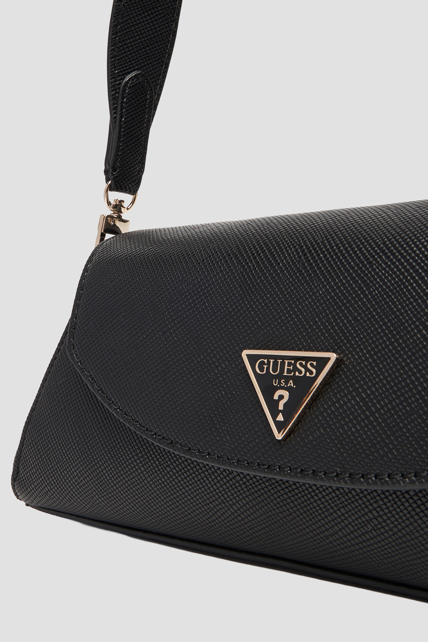 Жіноча чорна сумка Guess HWZG92.07190;BLA