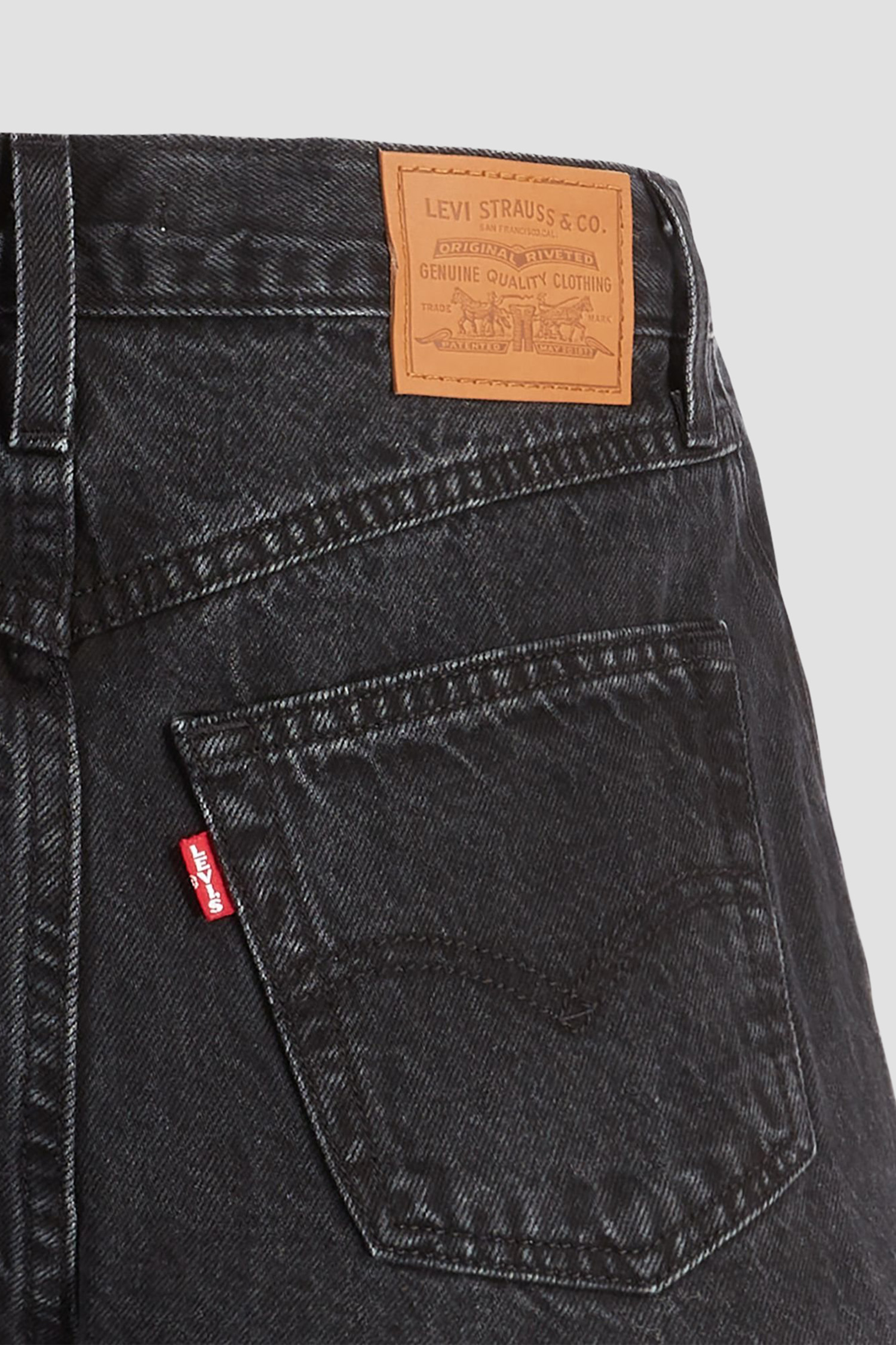 Жіночі чорні джинсові шорти '80s Mom Levi’s® A4695;0000