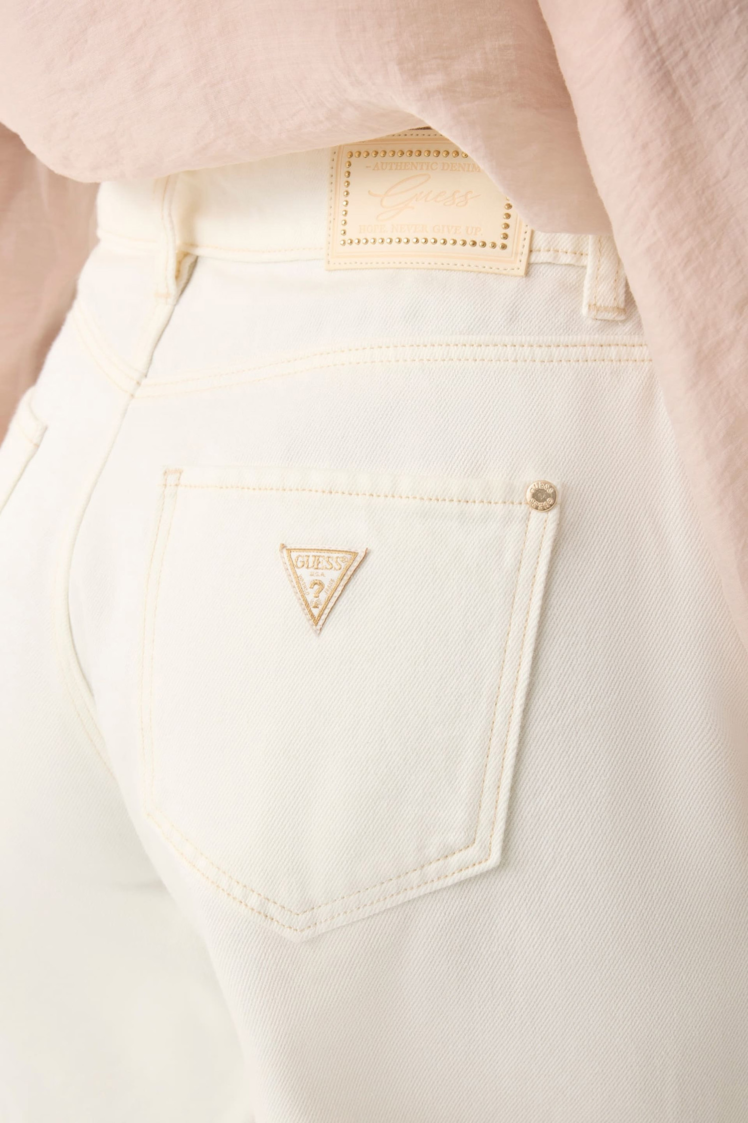 Жіночі білі джинсові шорти Guess W6GD1A.D0704;NRW4