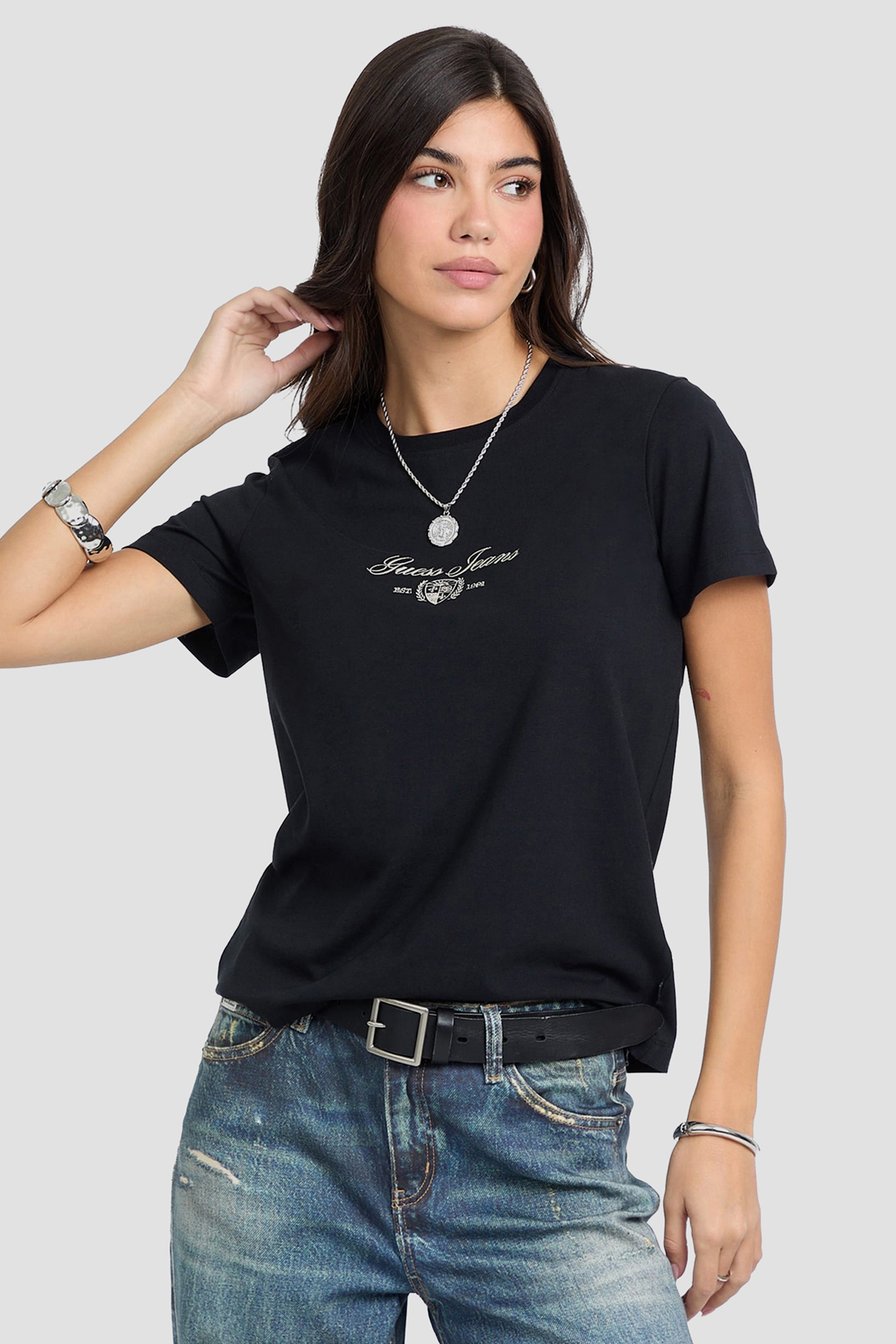 Женская черная футболка Guess Jeans W5BI09.J1314;JBLK