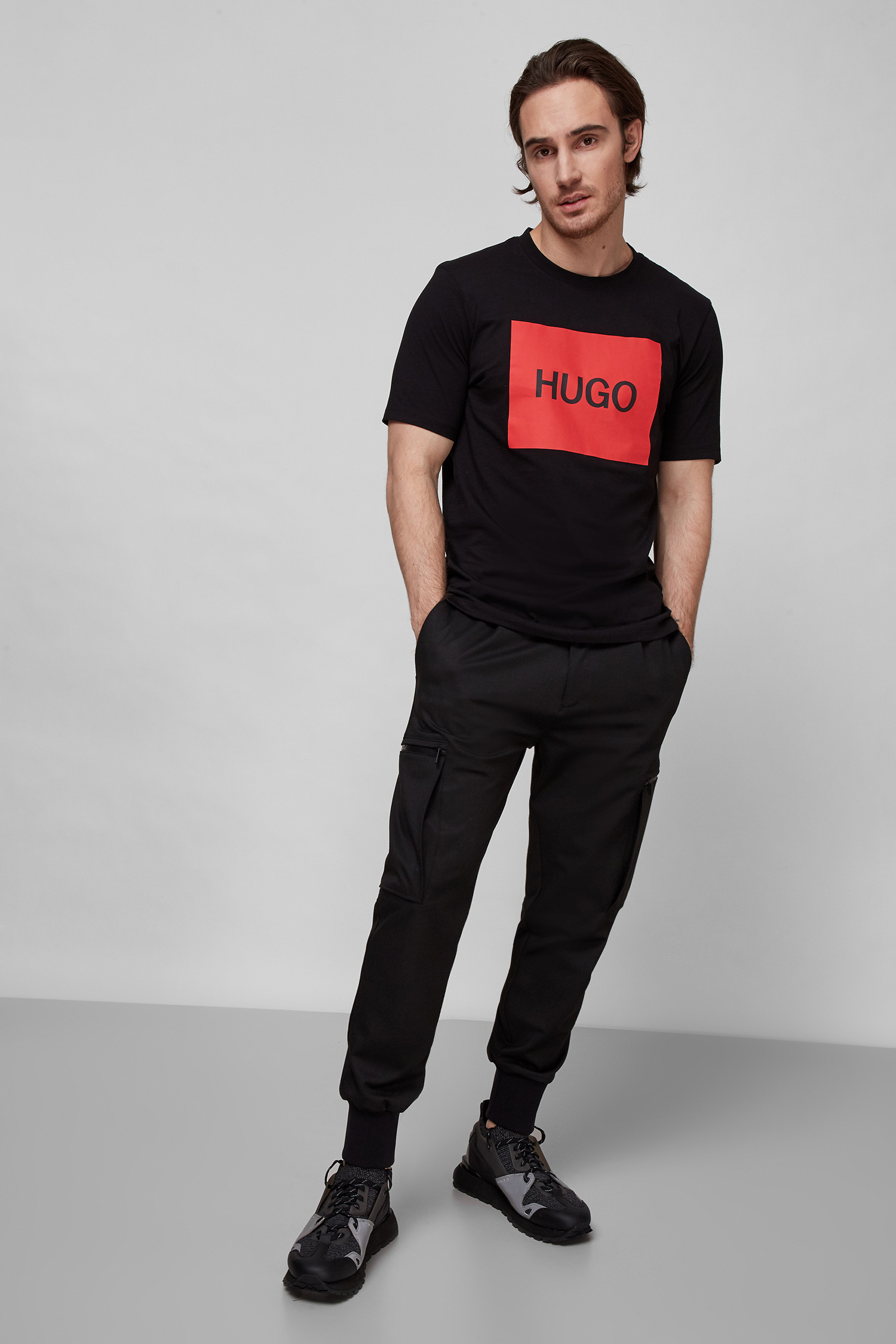 Чоловіча чорна футболка HUGO 50463322;001