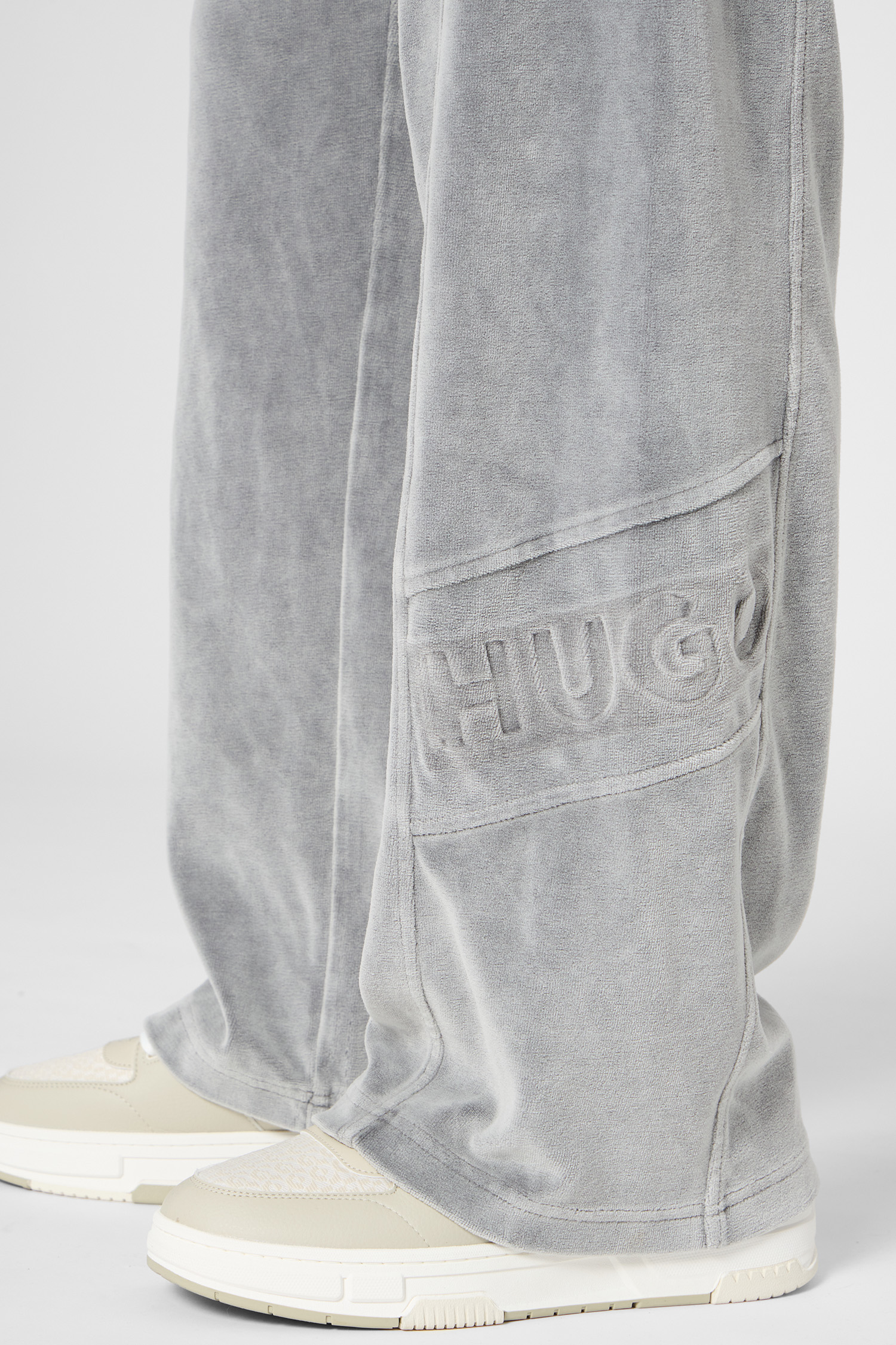 Мужские серые велюровые спортивные брюки HUGO 50546702;017