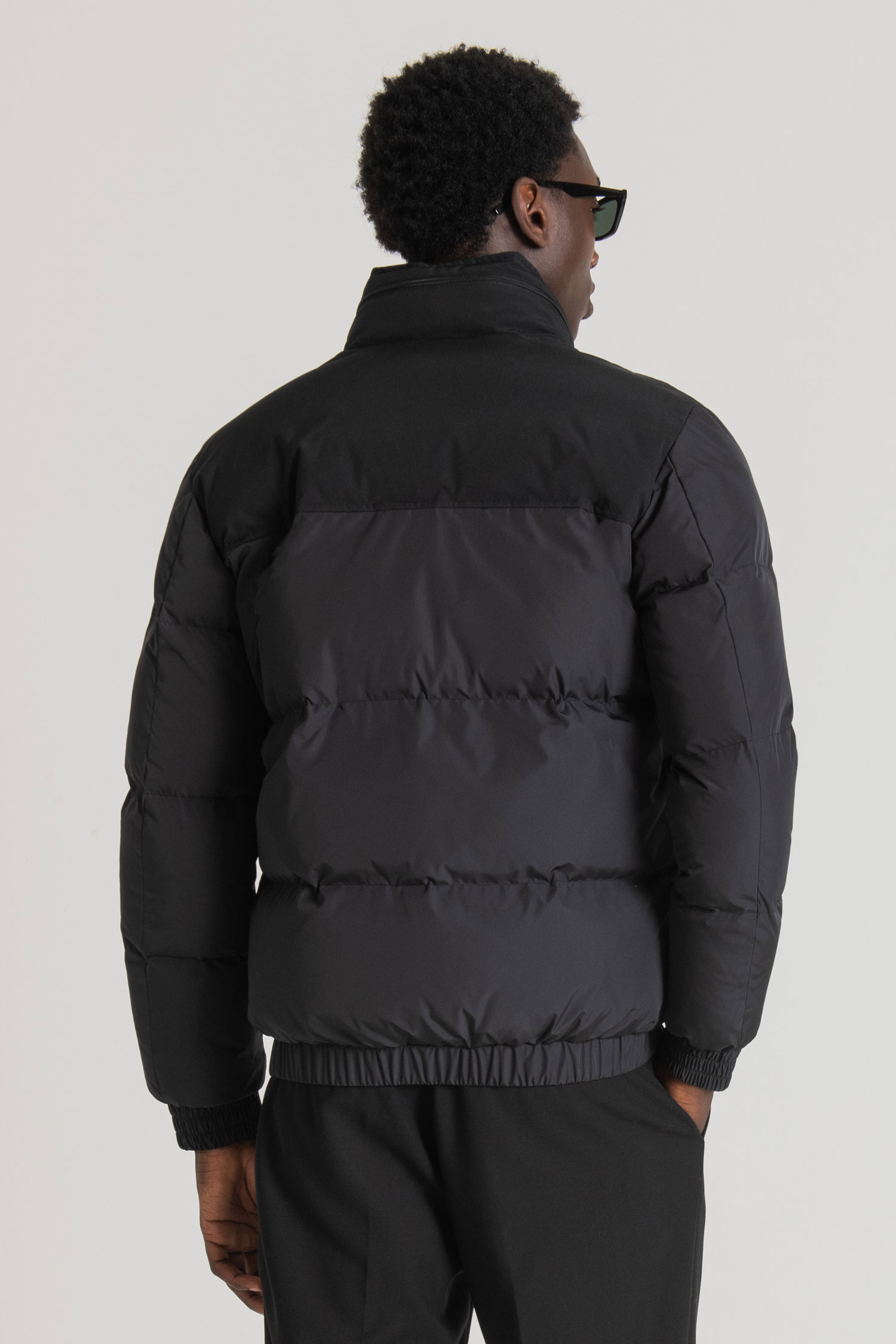 Мужская черная куртка Antony Morato MMCO00846.FA600243;9000 — Ultrashop