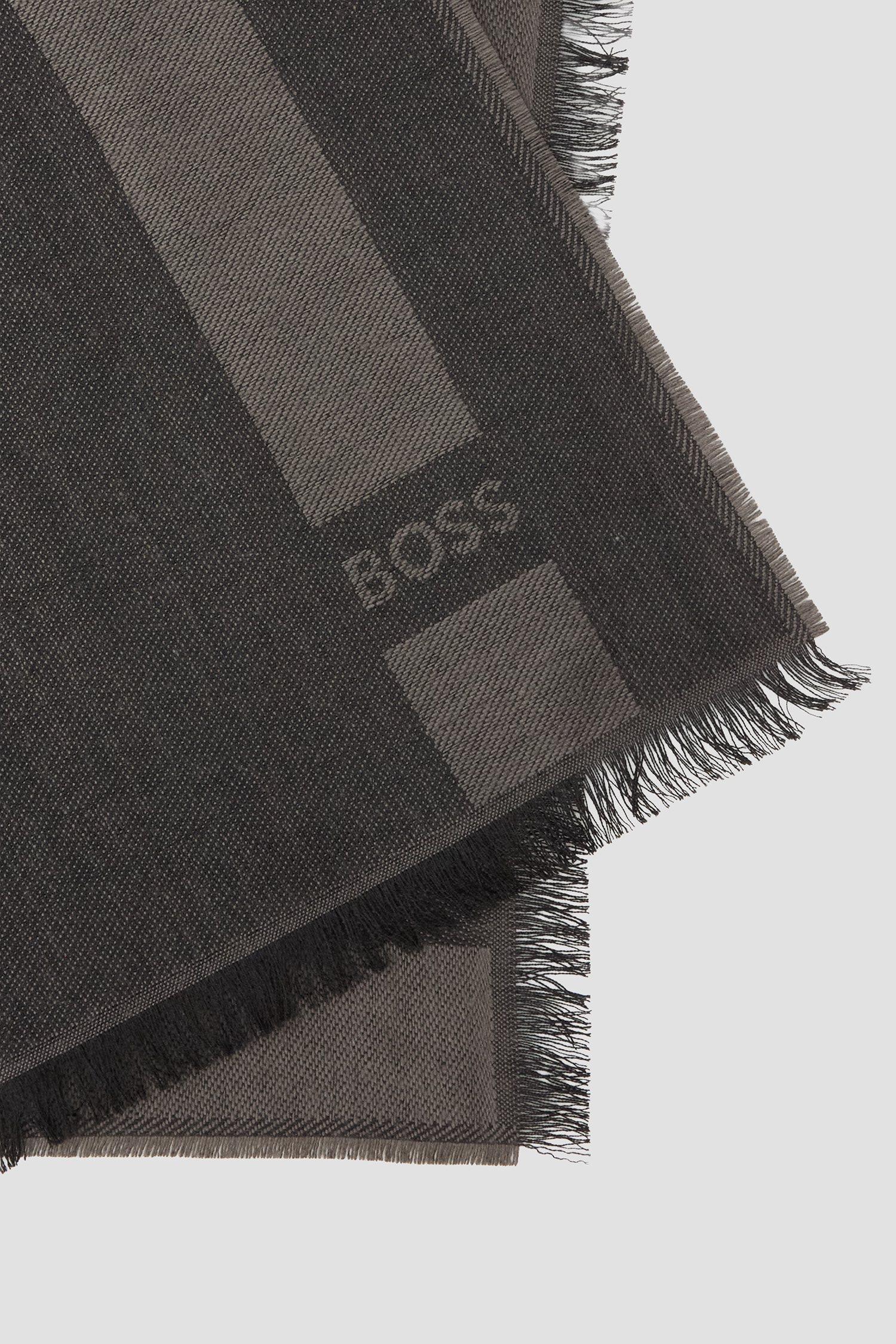 Мужской темно-серый шарф BOSS 50547659;001