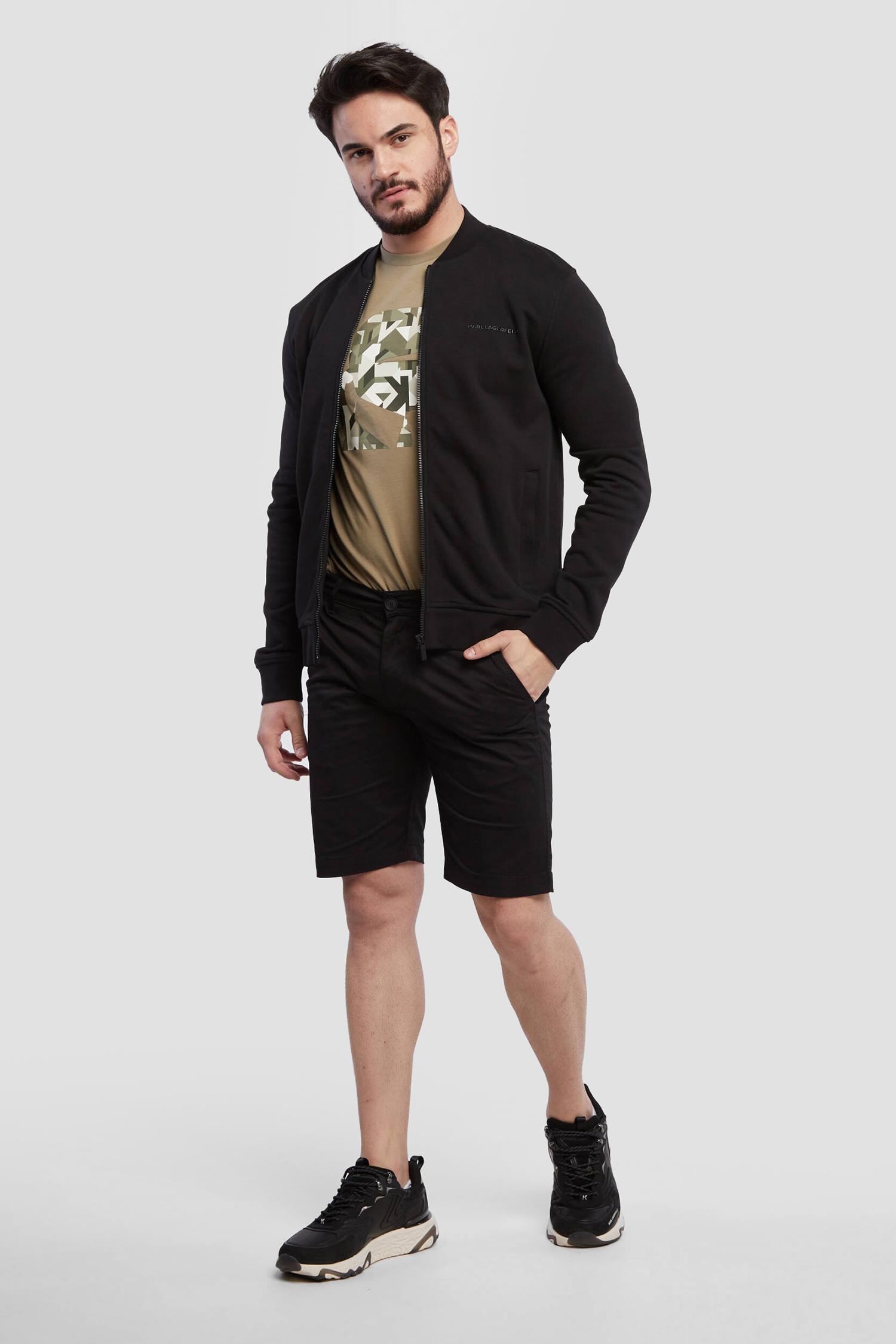 Чоловічі чорні шорти Karl Lagerfeld 521890.255813;990