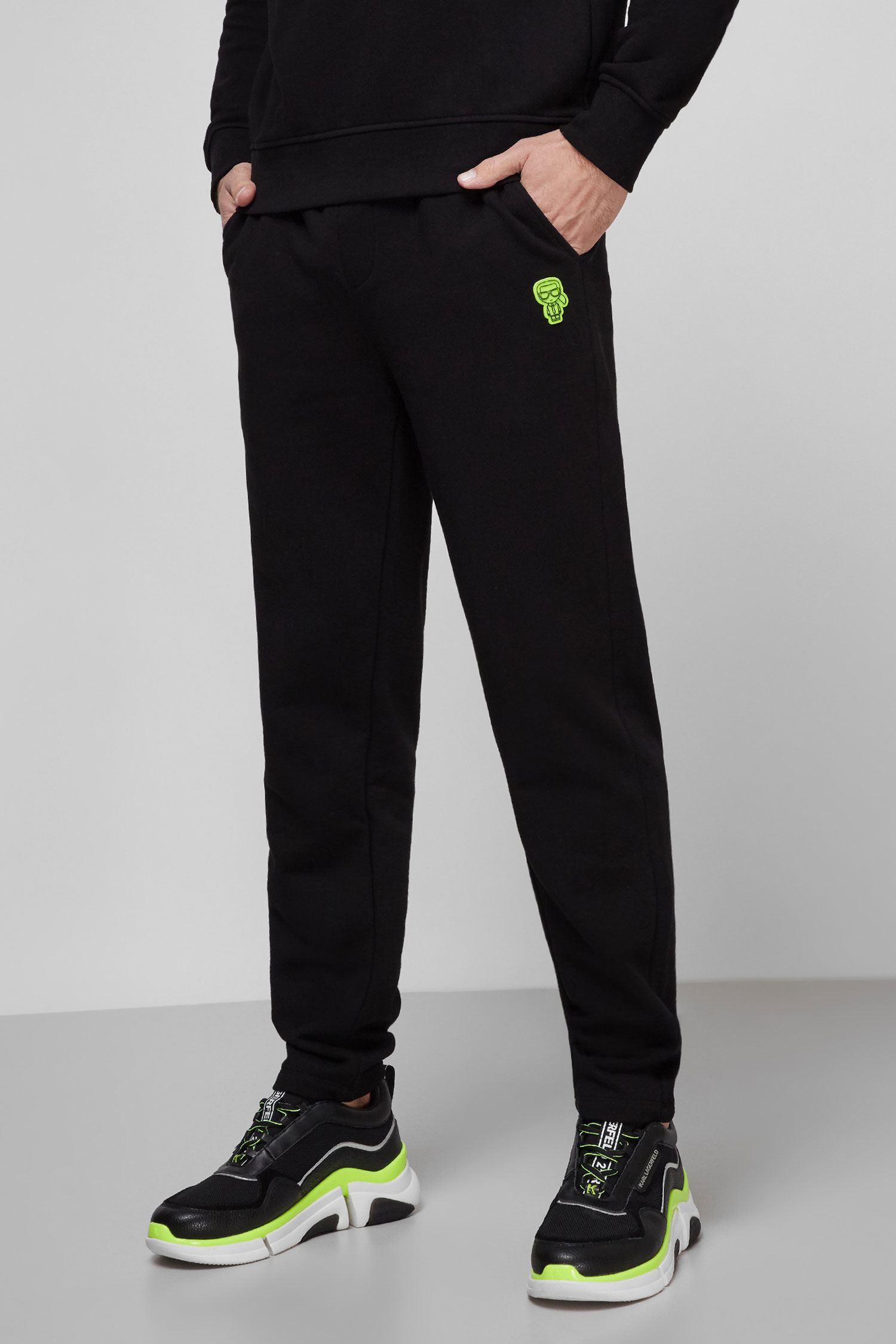 Чоловічі чорні спортивні штани Karl Lagerfeld 511910.705095;990