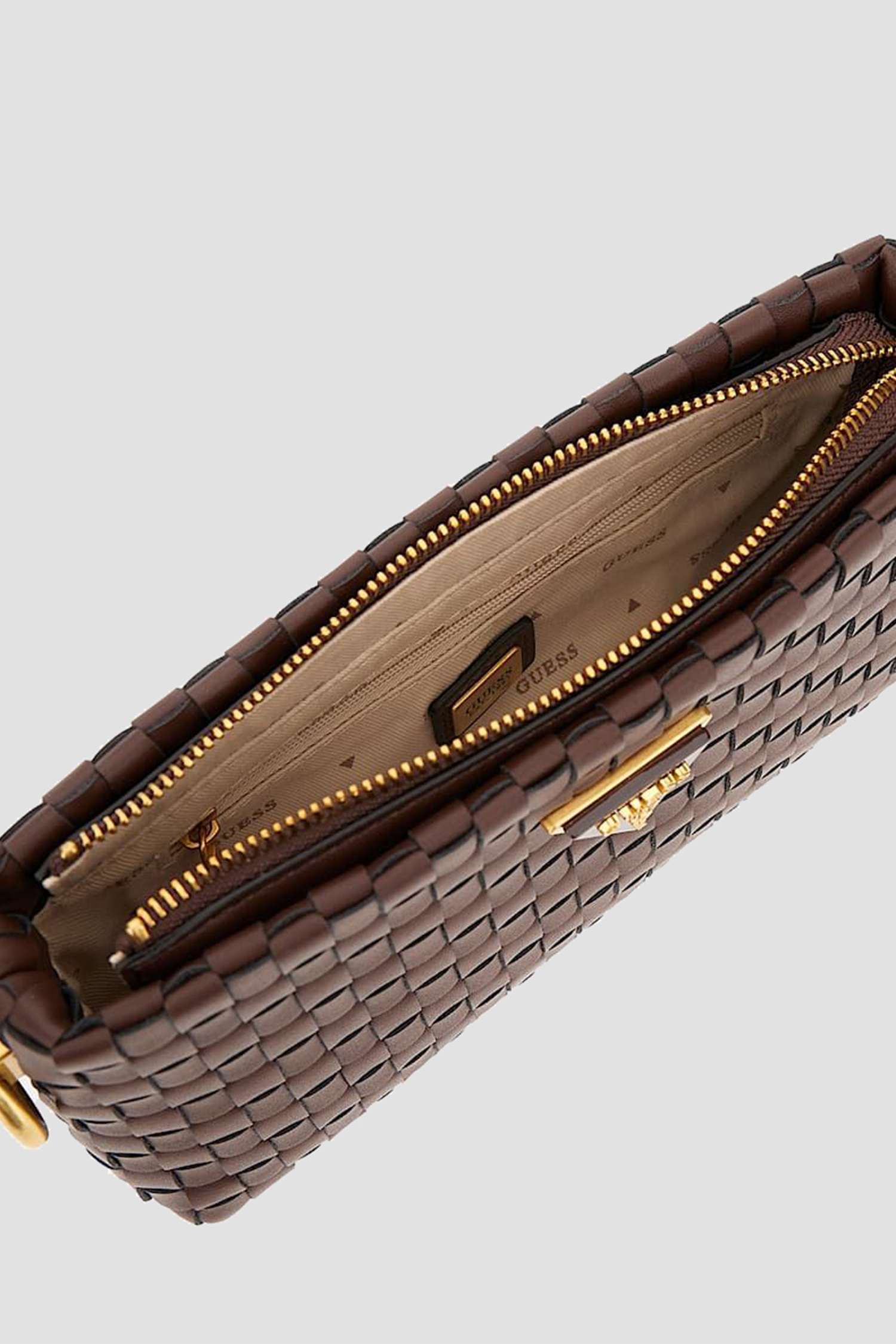 Женская коричневая сумка Guess HWWA87.74720;MHG