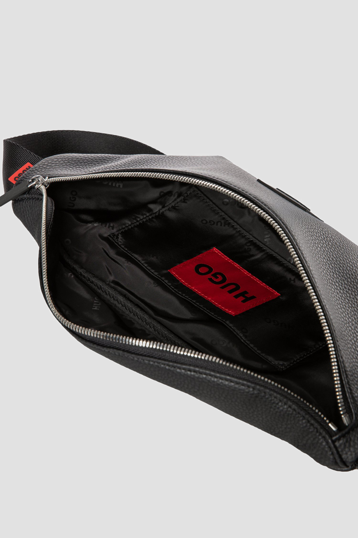 Чоловіча чорна поясна сумка HUGO 50492053;001