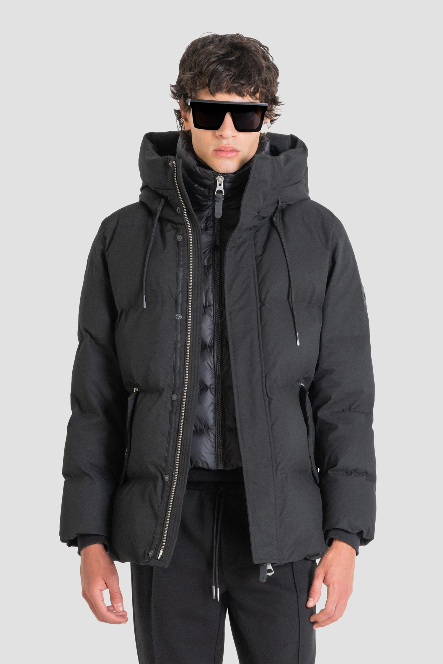 Мужская черная куртка Antony Morato MMCO00885.FA600273;9000