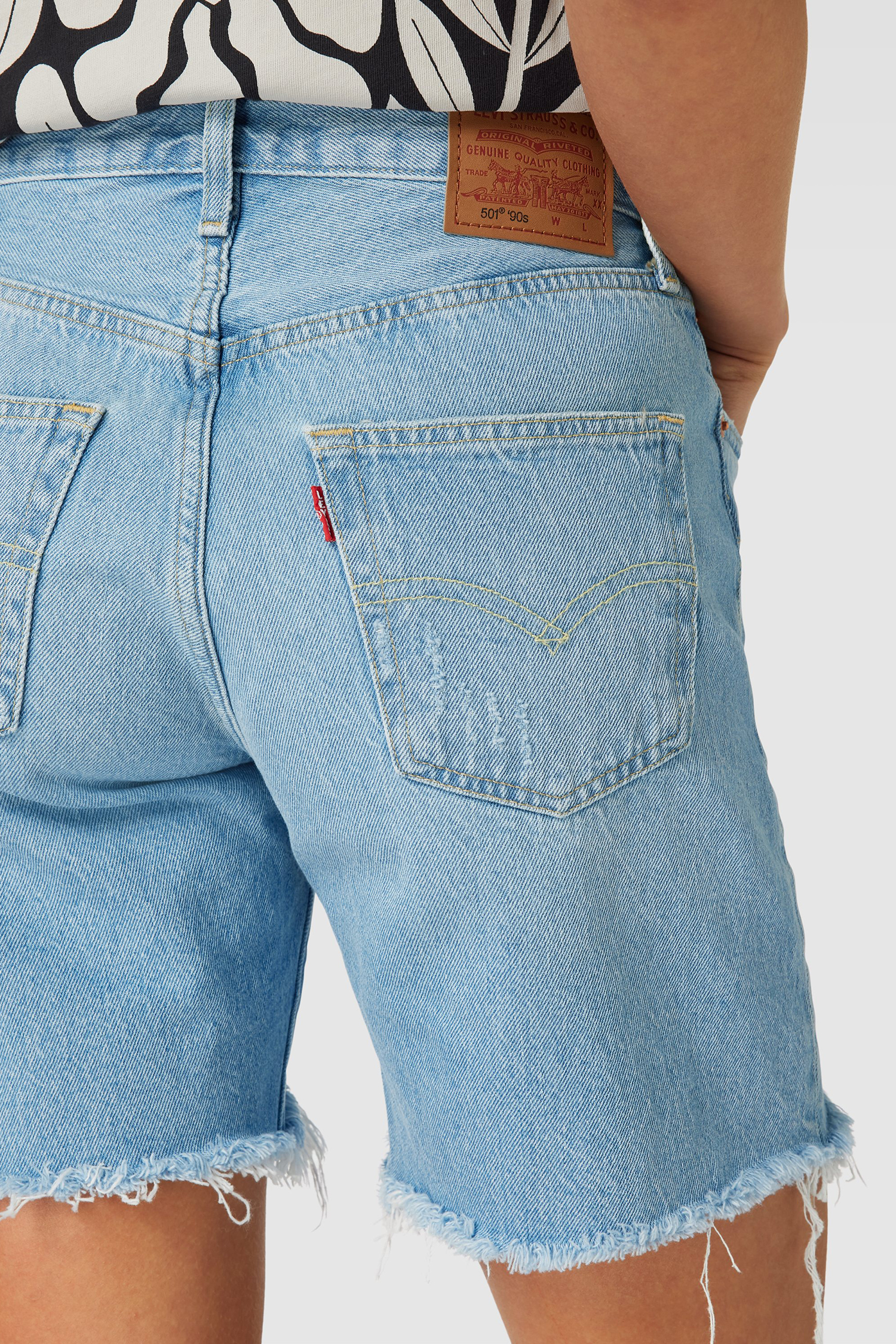 Женские голубые джинсовые шорты 501® '90s Levi’s® A1962;0009