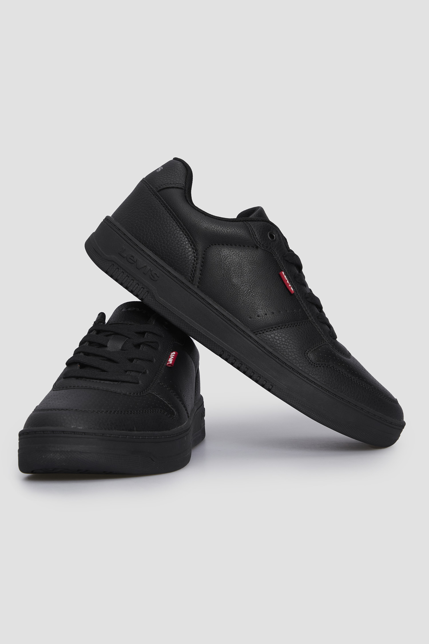 Мужские черные сникерсы Levi’s® 235649;794.559