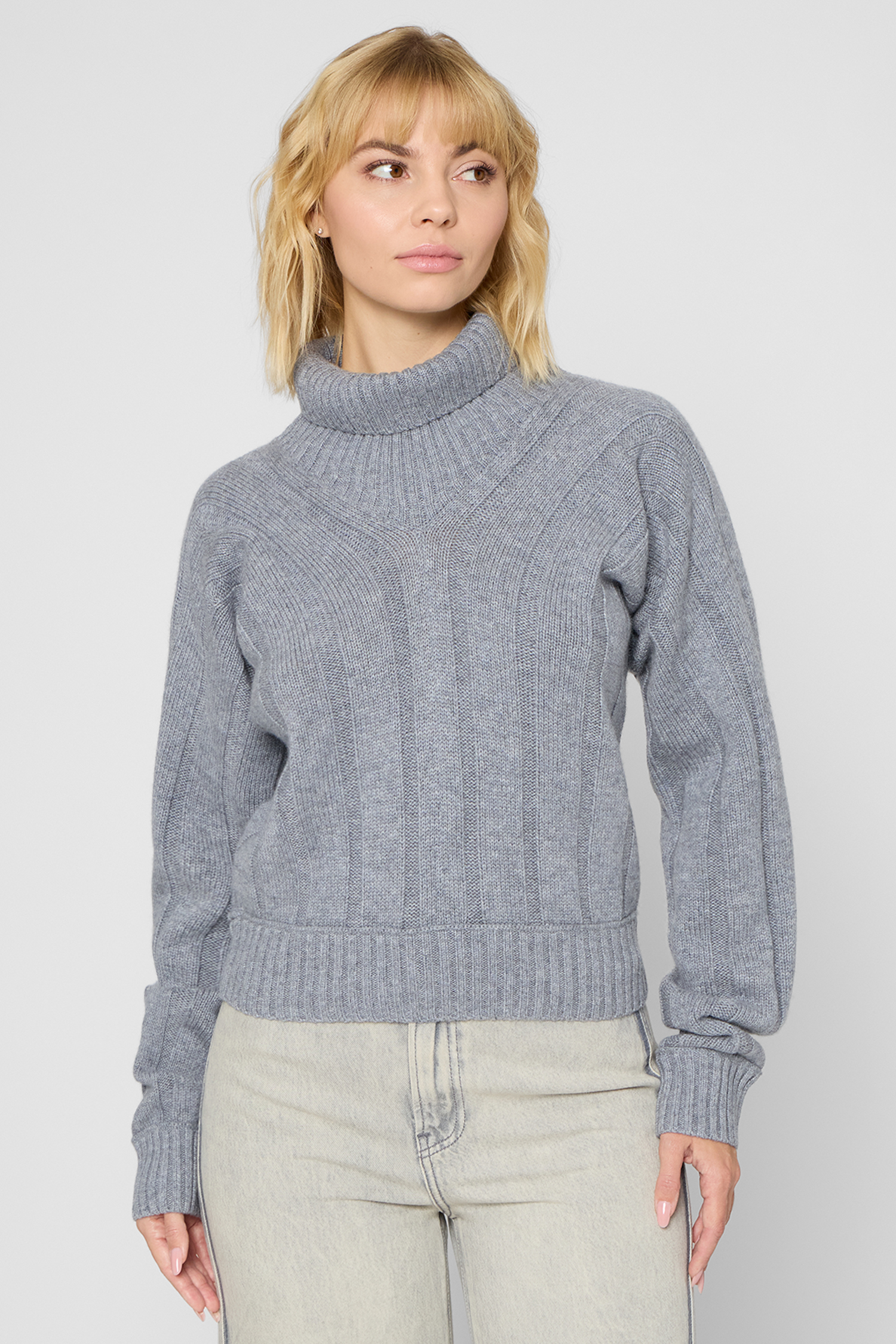 Жіночий сірий вовняний светр BOSS 50547893;058