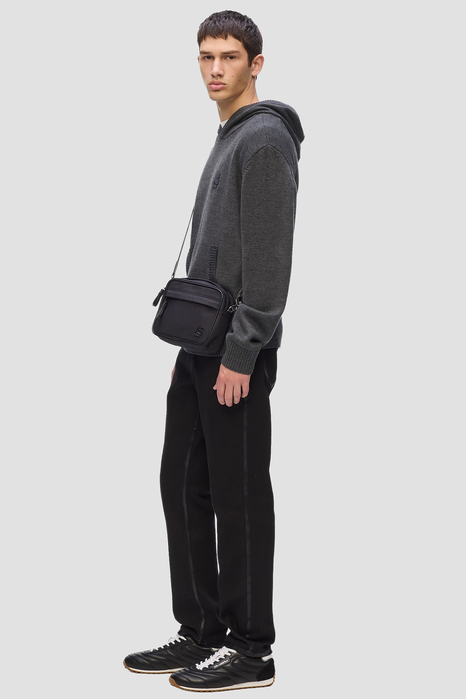 Мужская черная сумка Karl Lagerfeld A4M30193;999