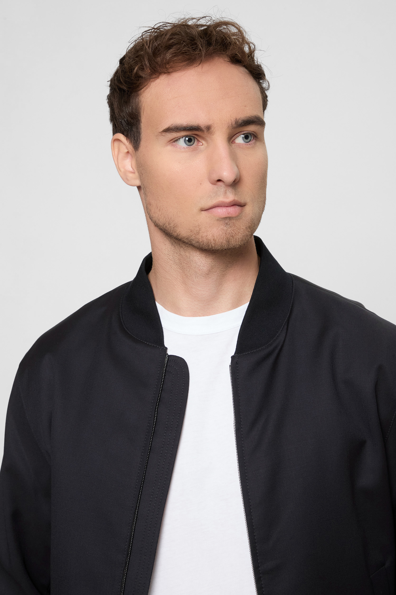 Чоловічий темно-синій вовняний бомбер BOSS 50474269;401