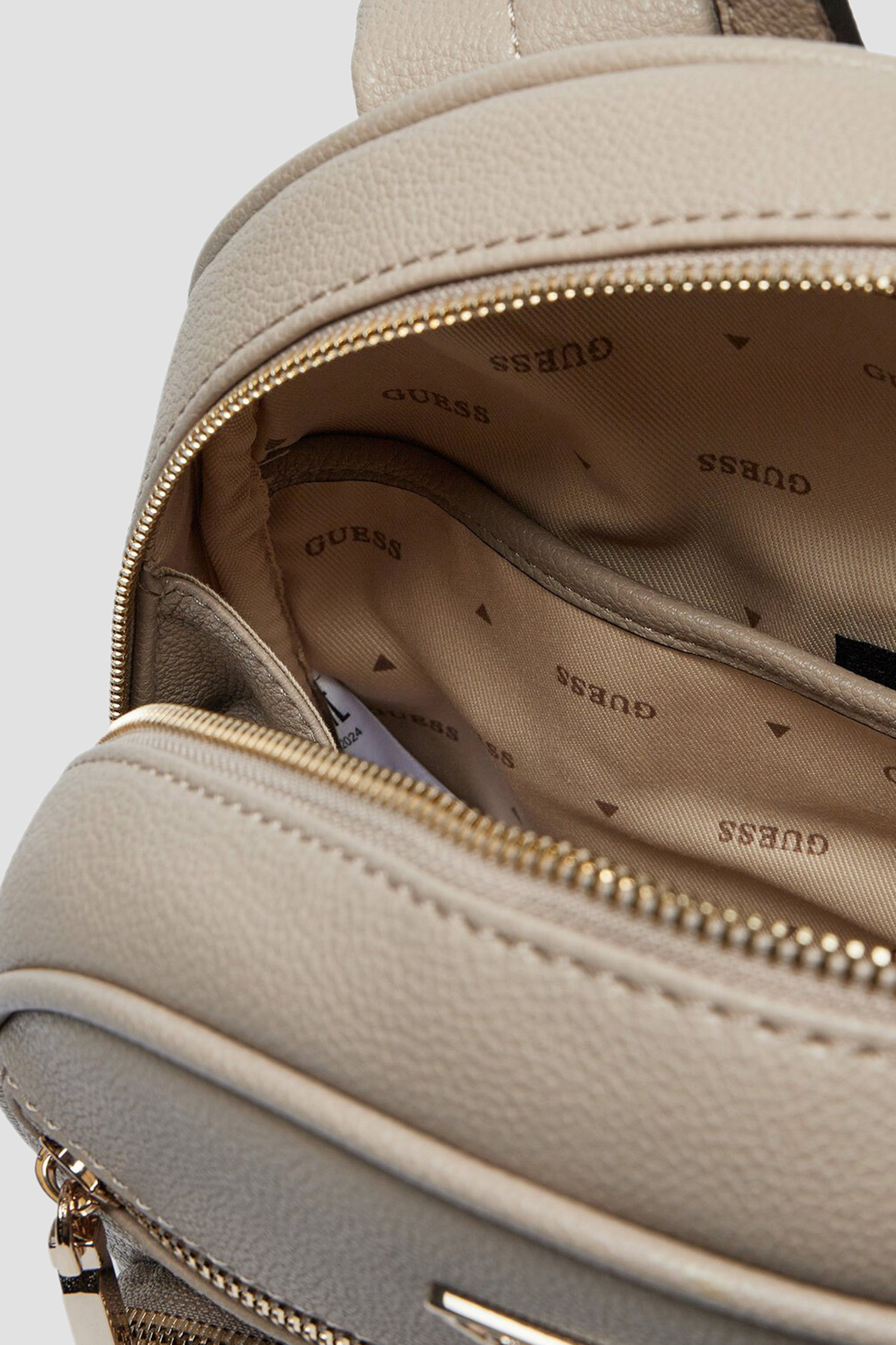 Женский бежевый рюкзак Guess HWBG90.06320;TAU