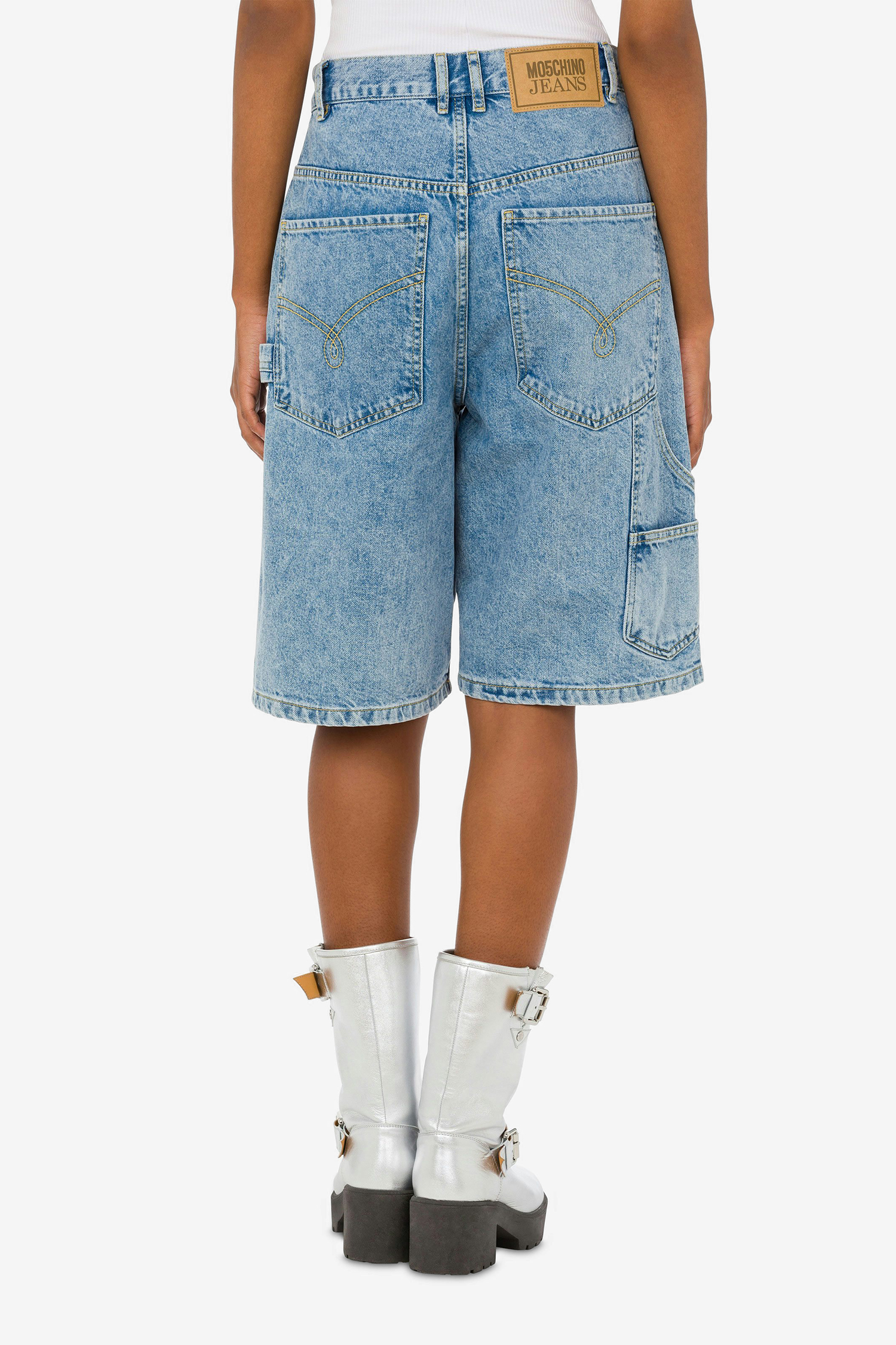 Жіночі блакитні джинсові шорти Moschino A0302.3236;1295