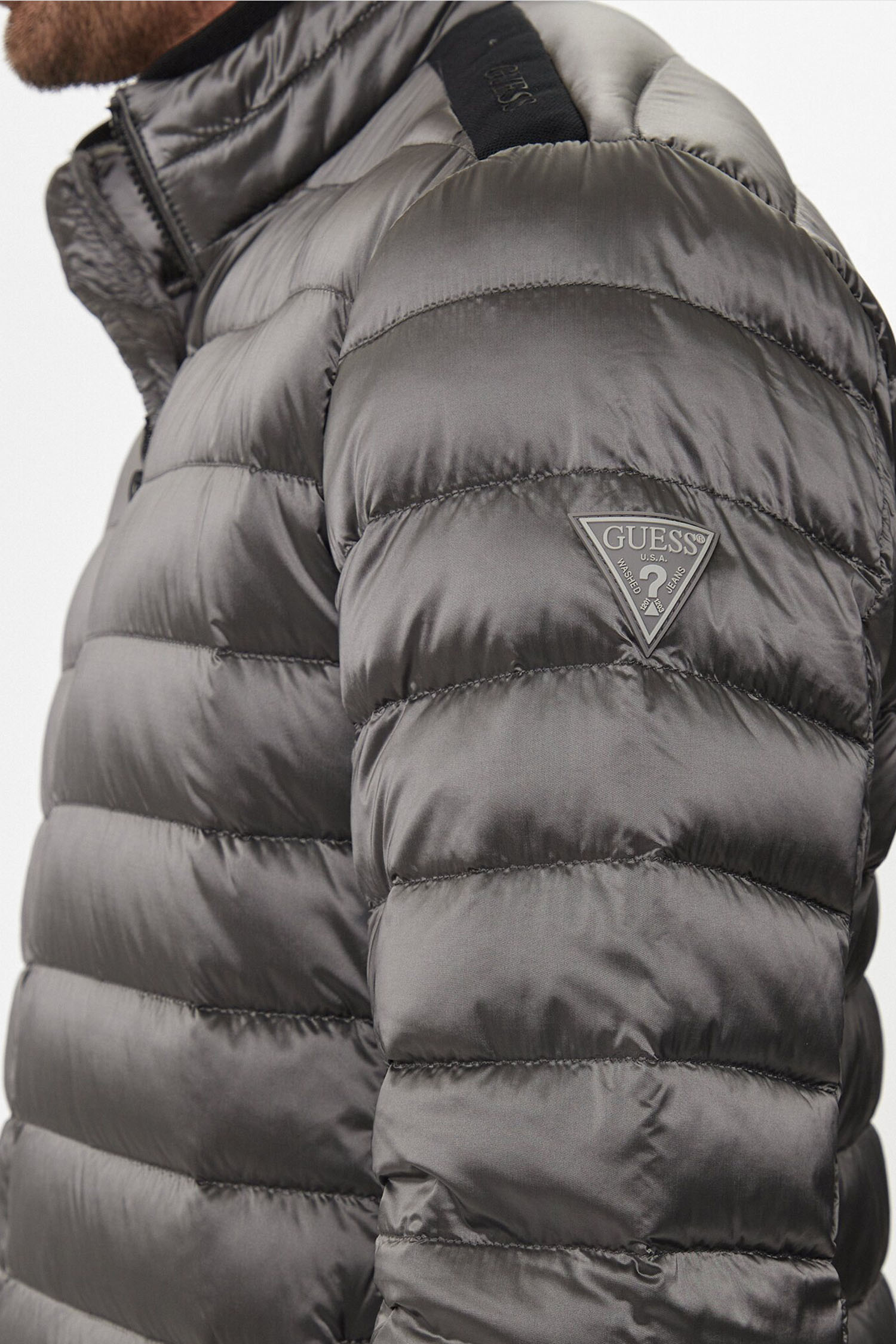 Мужской серый пуховик Guess M1RL47.WDQ50;G9A4