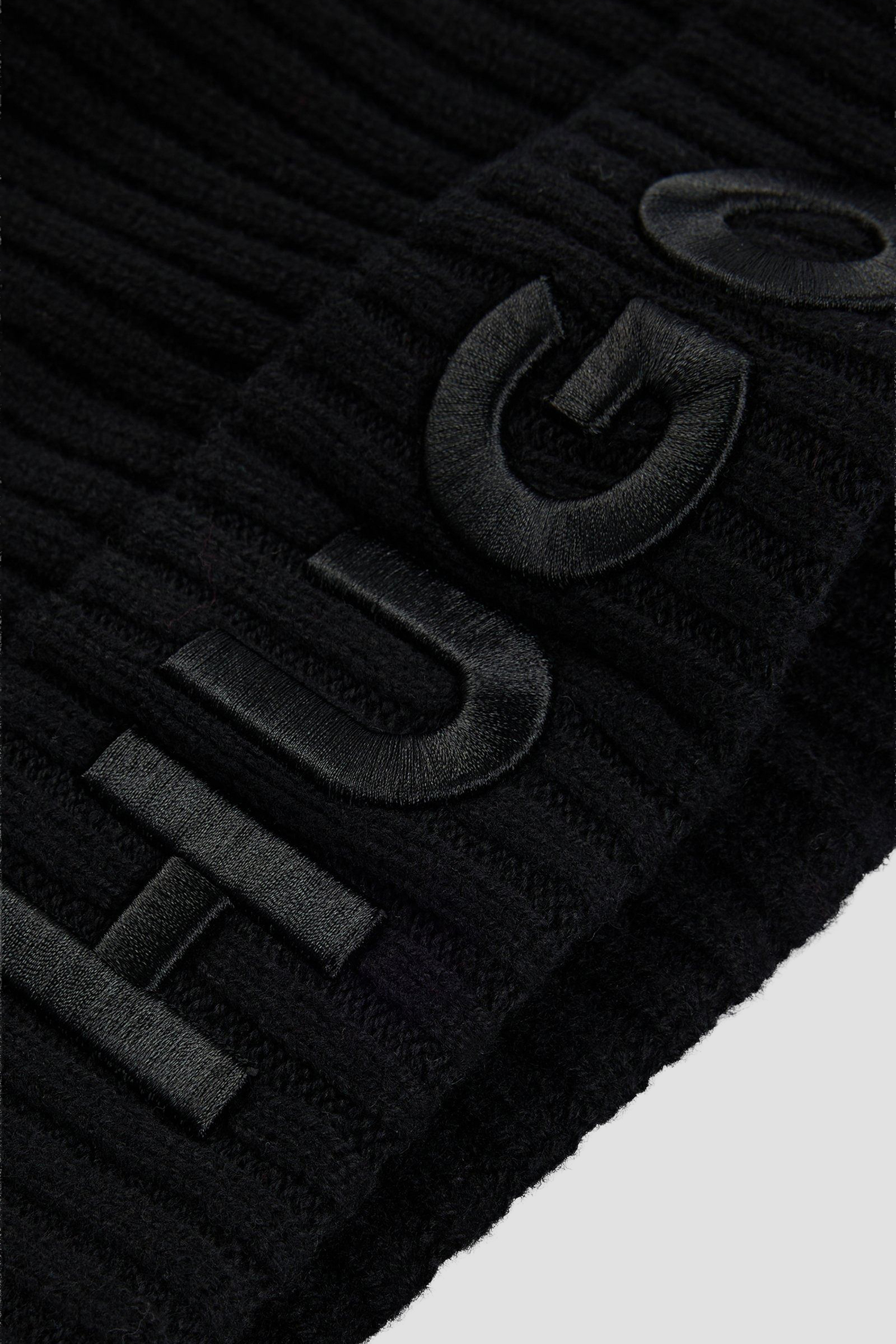 Мужская черная шерстяная шапка HUGO 50527804;001