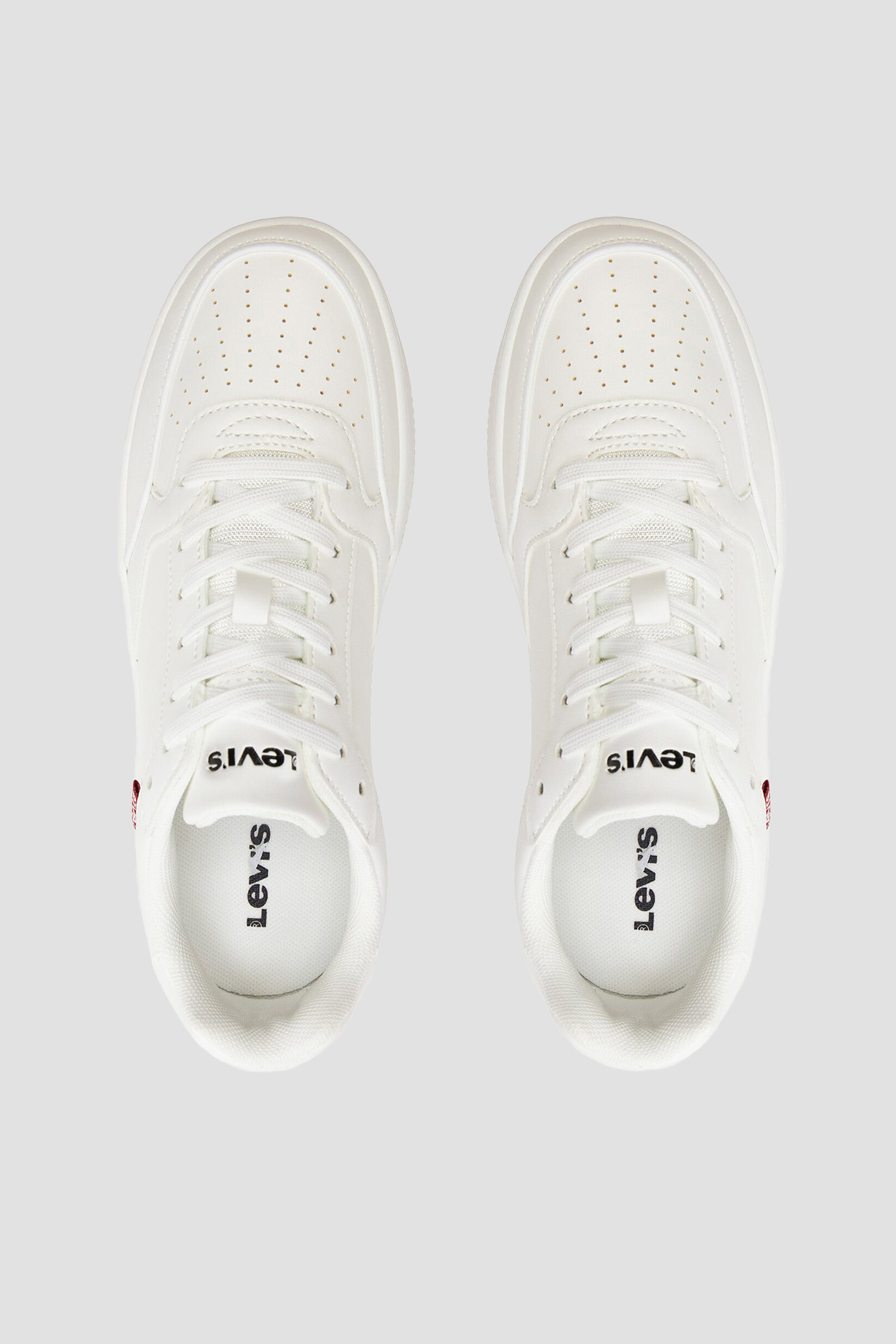 Женские белые сникерсы Levi’s® 235651;794.50