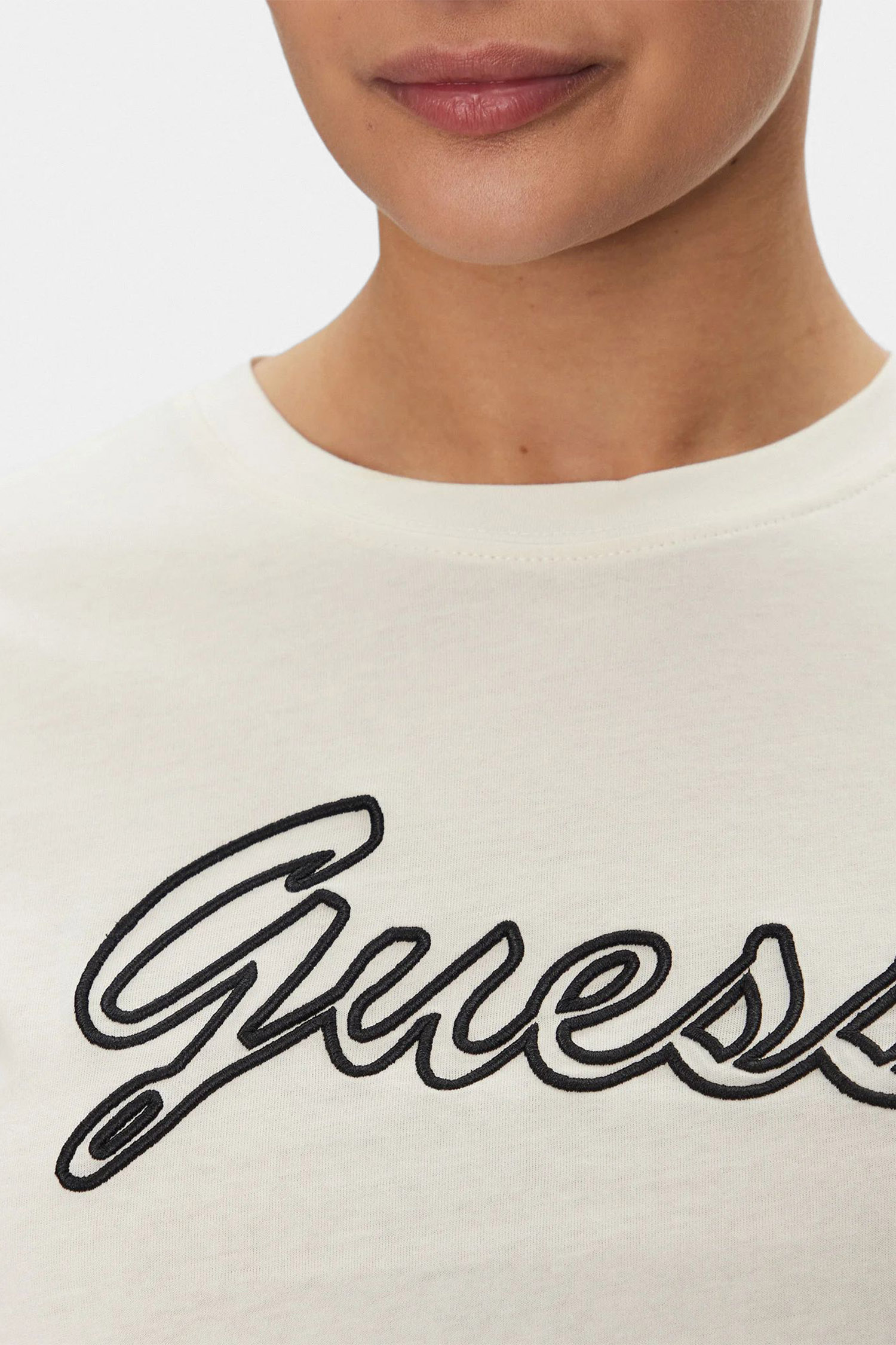 Жіноча біла футболка Guess V5GI02.K9RM1;G1O6