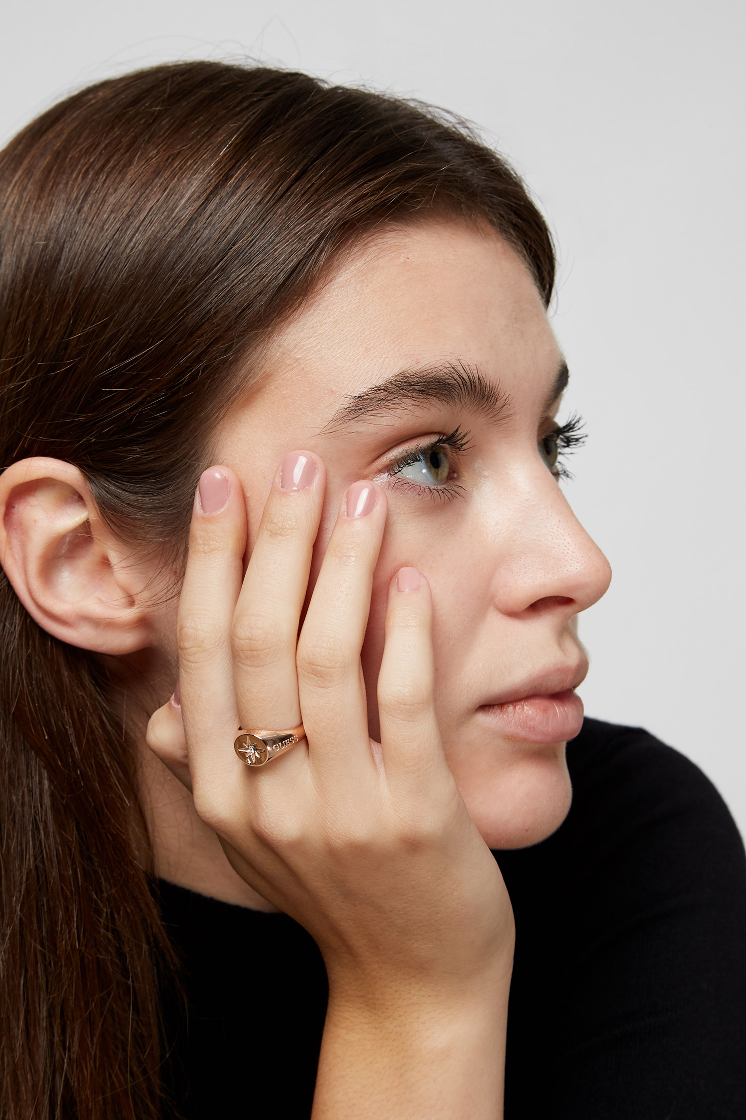 Жіноча золотиста каблучка Guess UBR20012;RG