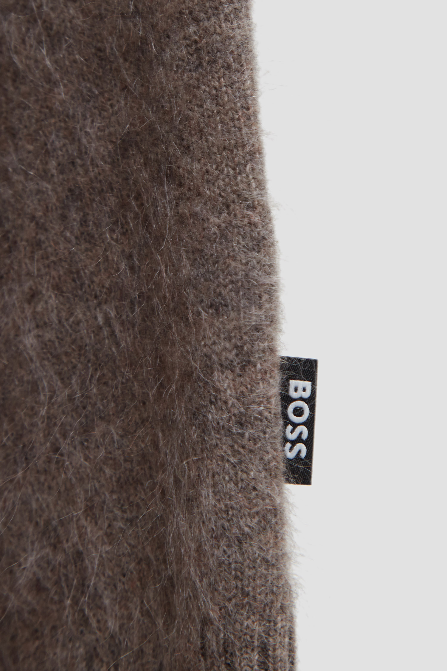 Мужской коричневый кашемировый джемпер BOSS 50526881;252