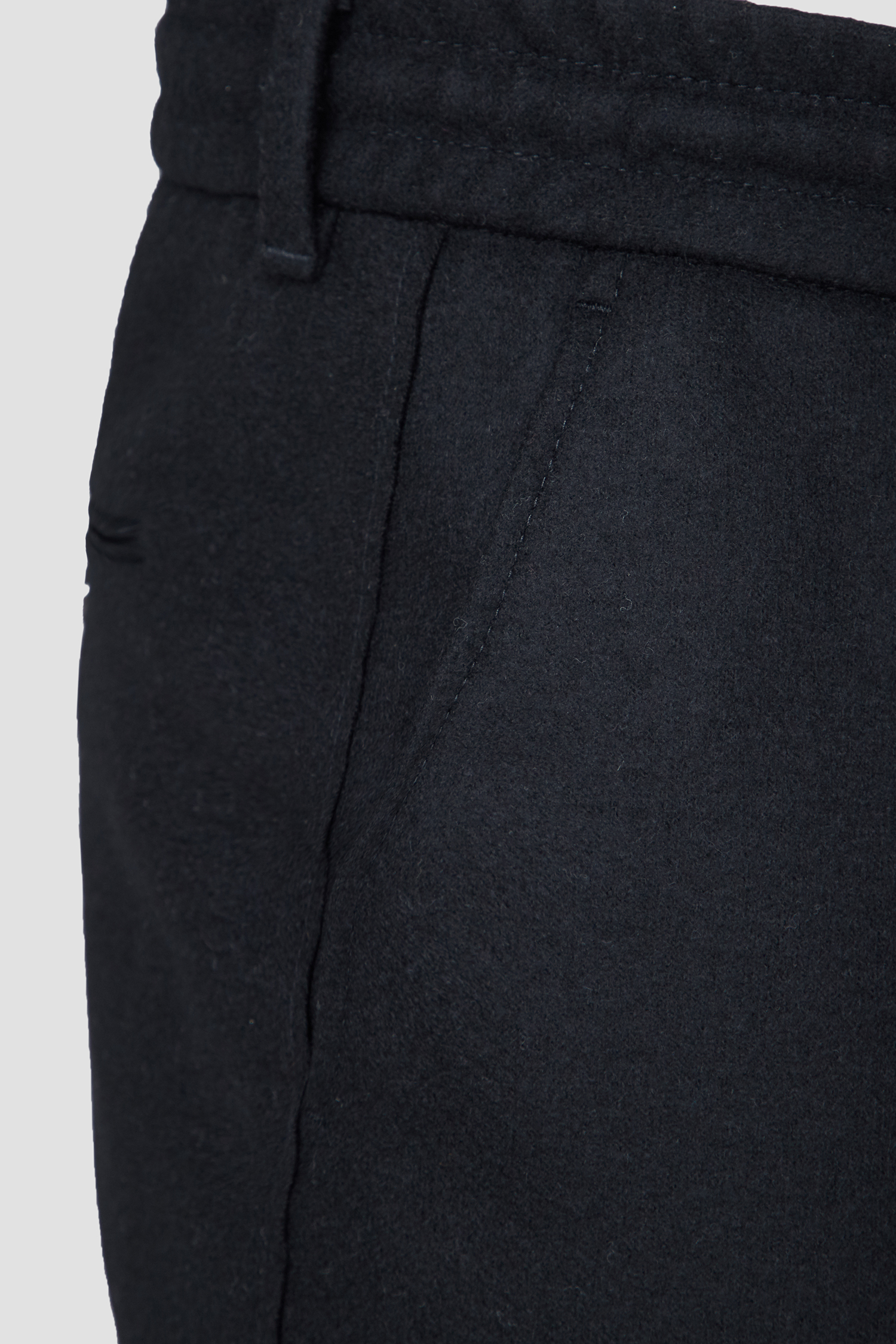 Мужские черные шерстяные брюки BOSS 50502536;001