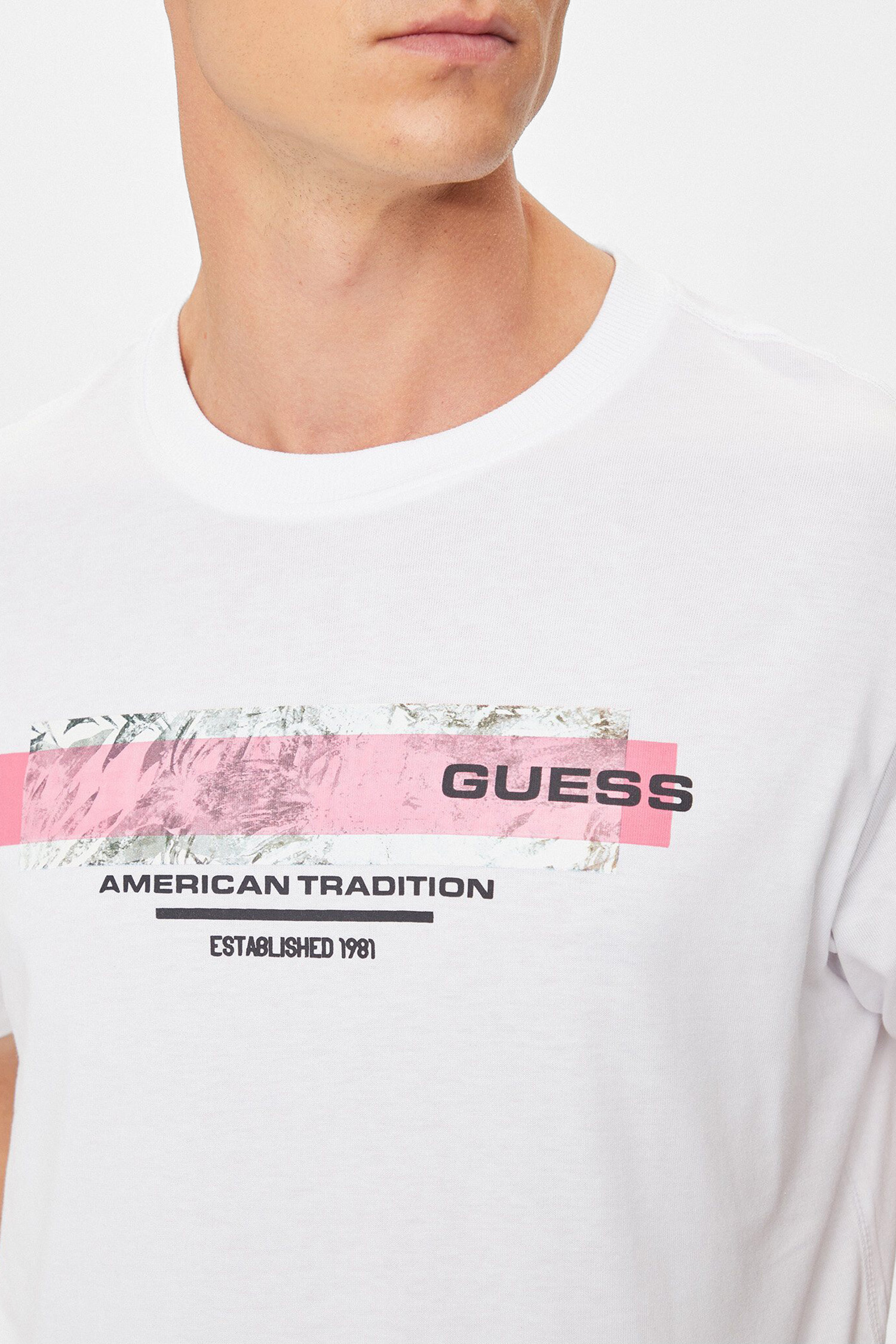 Мужская белая футболка Guess M4YI03.I3Z14;G011