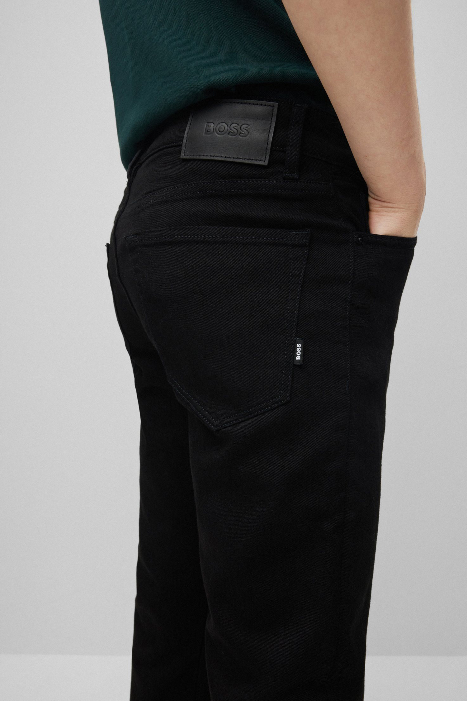 Чоловічі чорні джинси BOSS 50470510;003