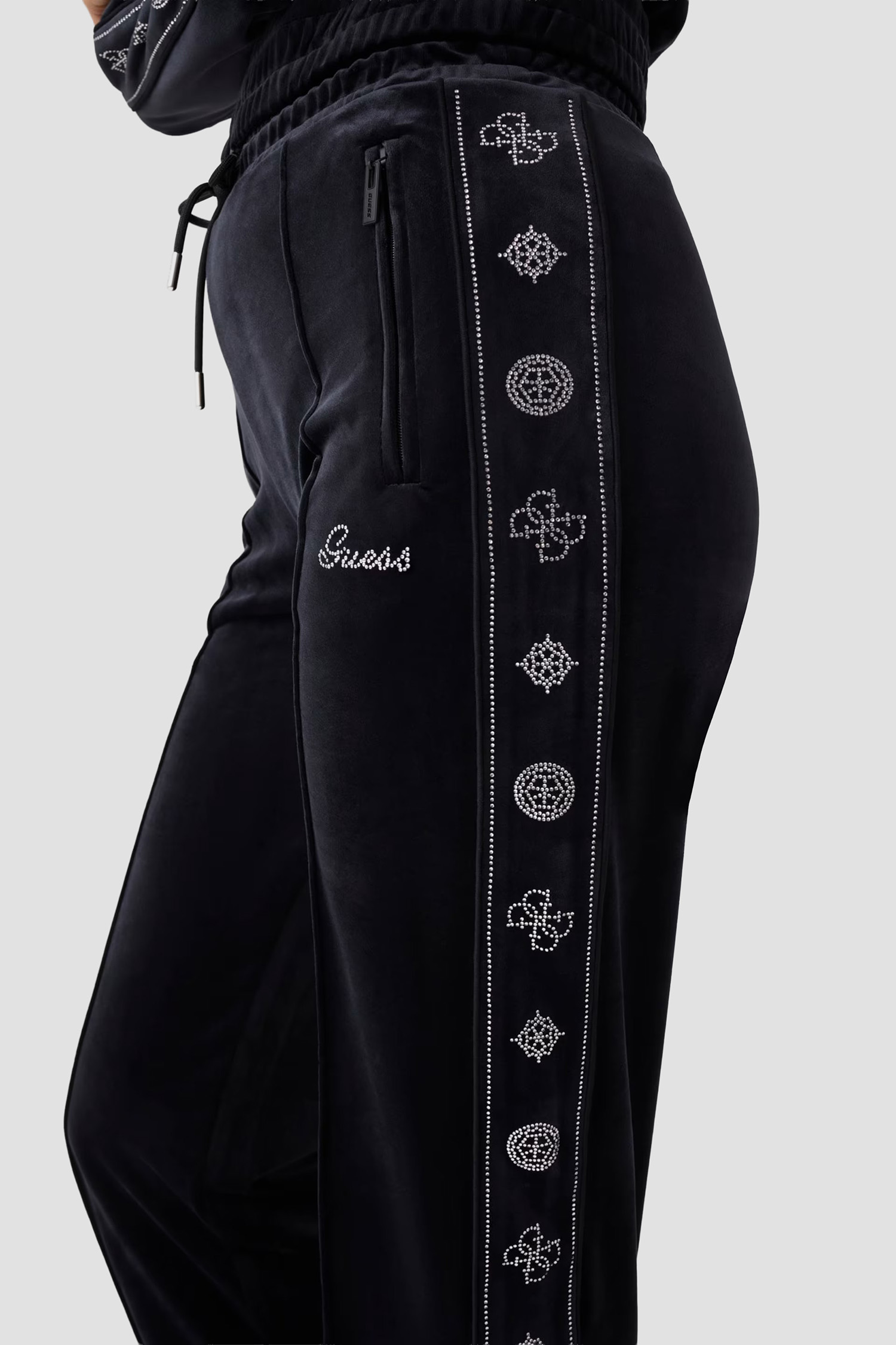 Жіночі чорні спортивні штани Guess V6BB10.K6303;JBLK