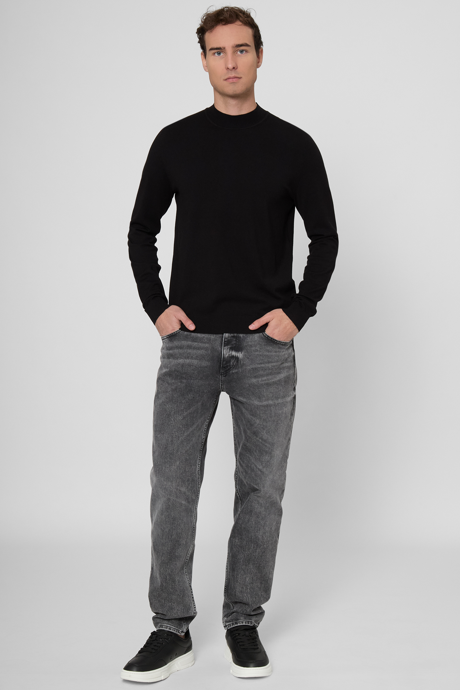 Чоловічий чорний джемпер HUGO 50546856;001