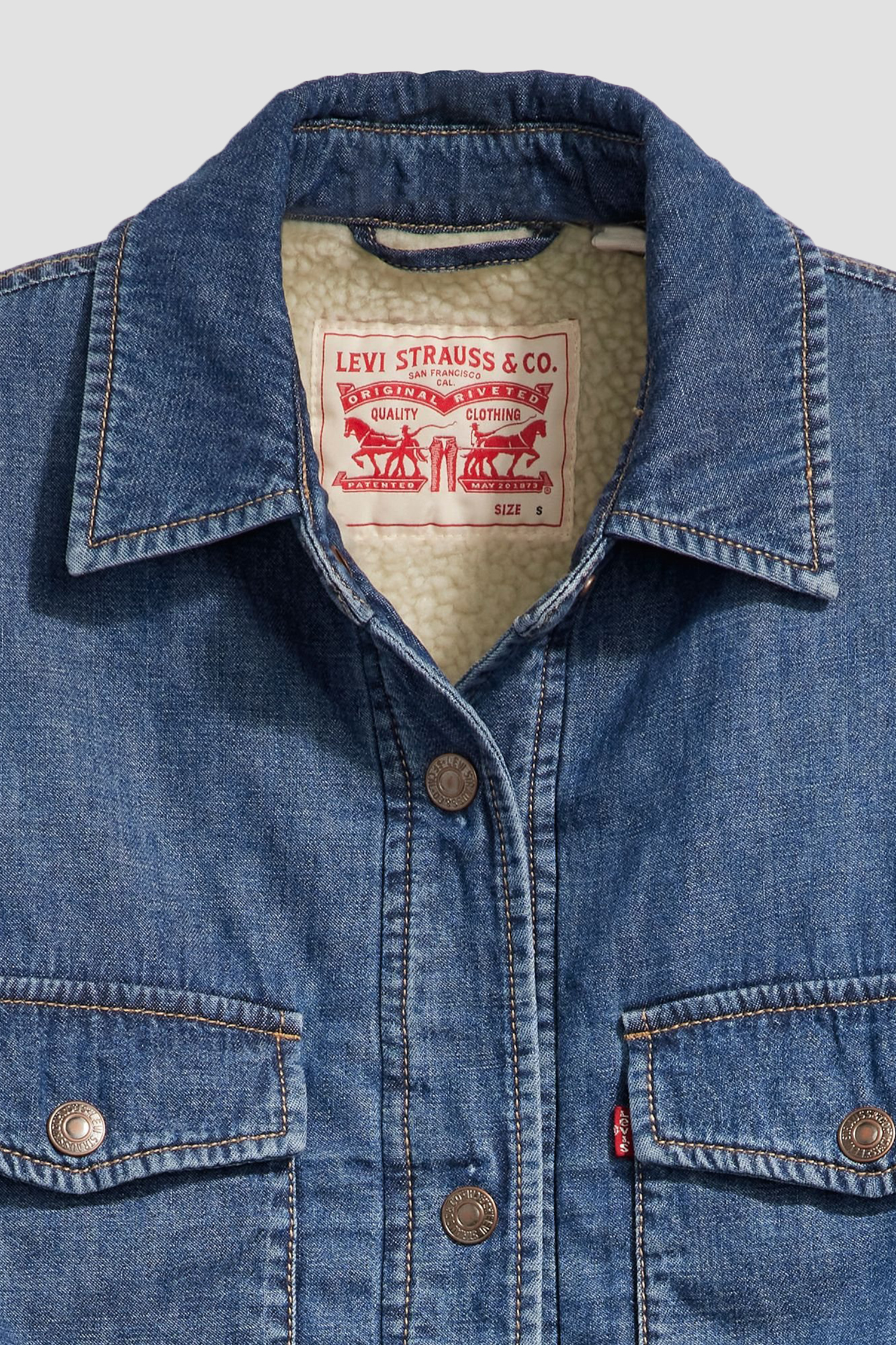 Женская синяя джинсовая куртка Levi’s® A7185;0000