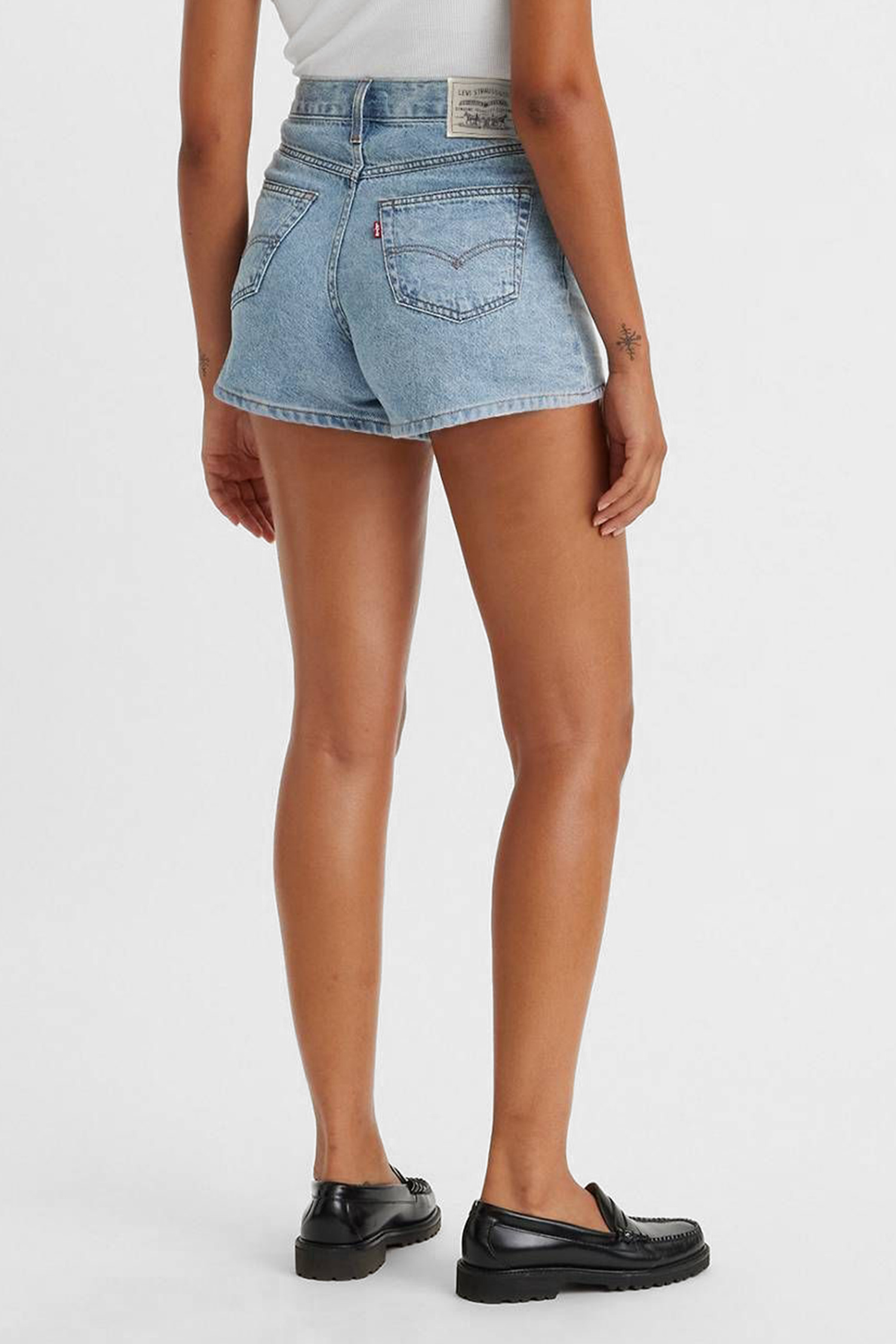 Женские голубые джинсовые шорты '80s Mom Levi’s® A4695;0008