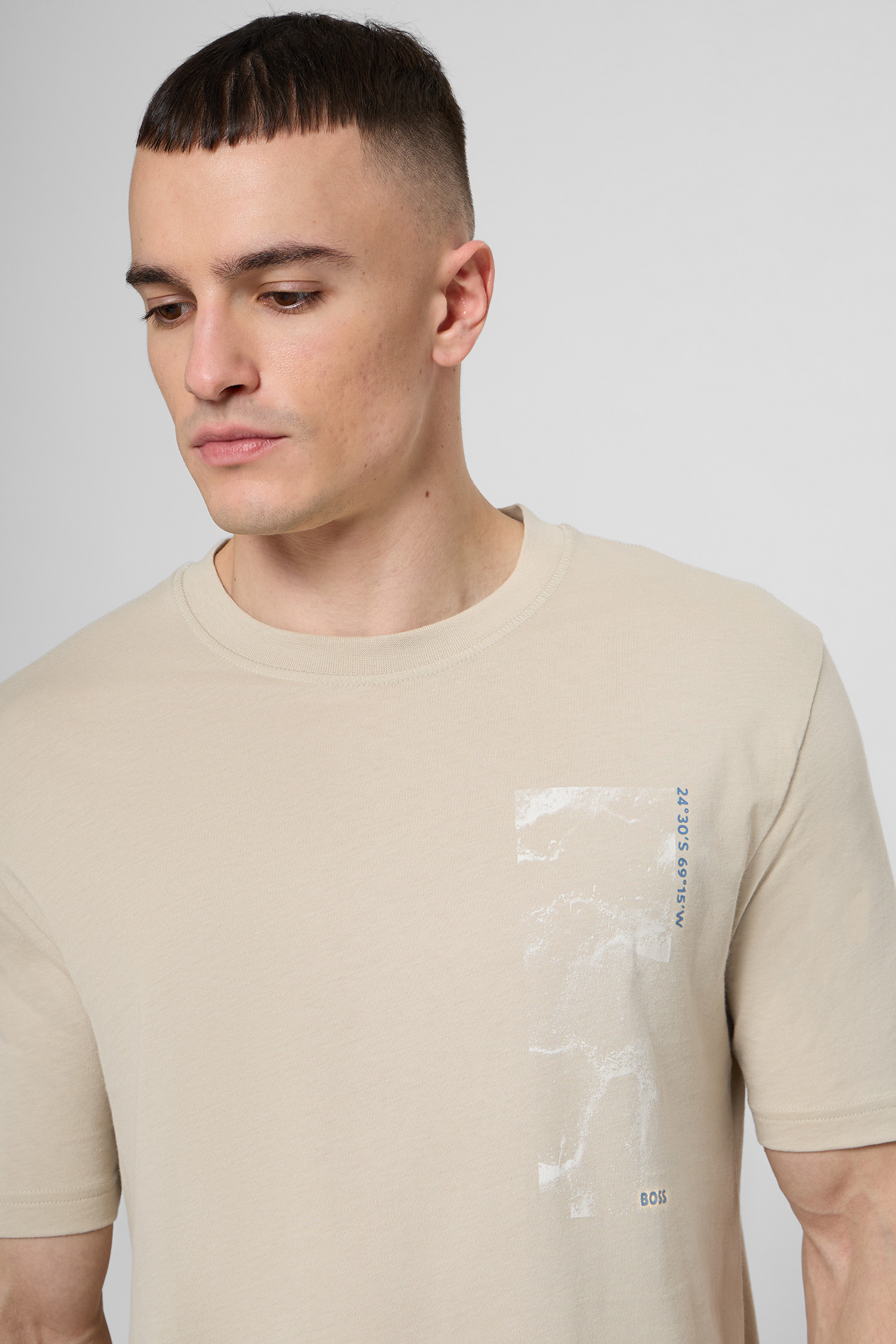 Мужская бежевая футболка BOSS 50539179;271
