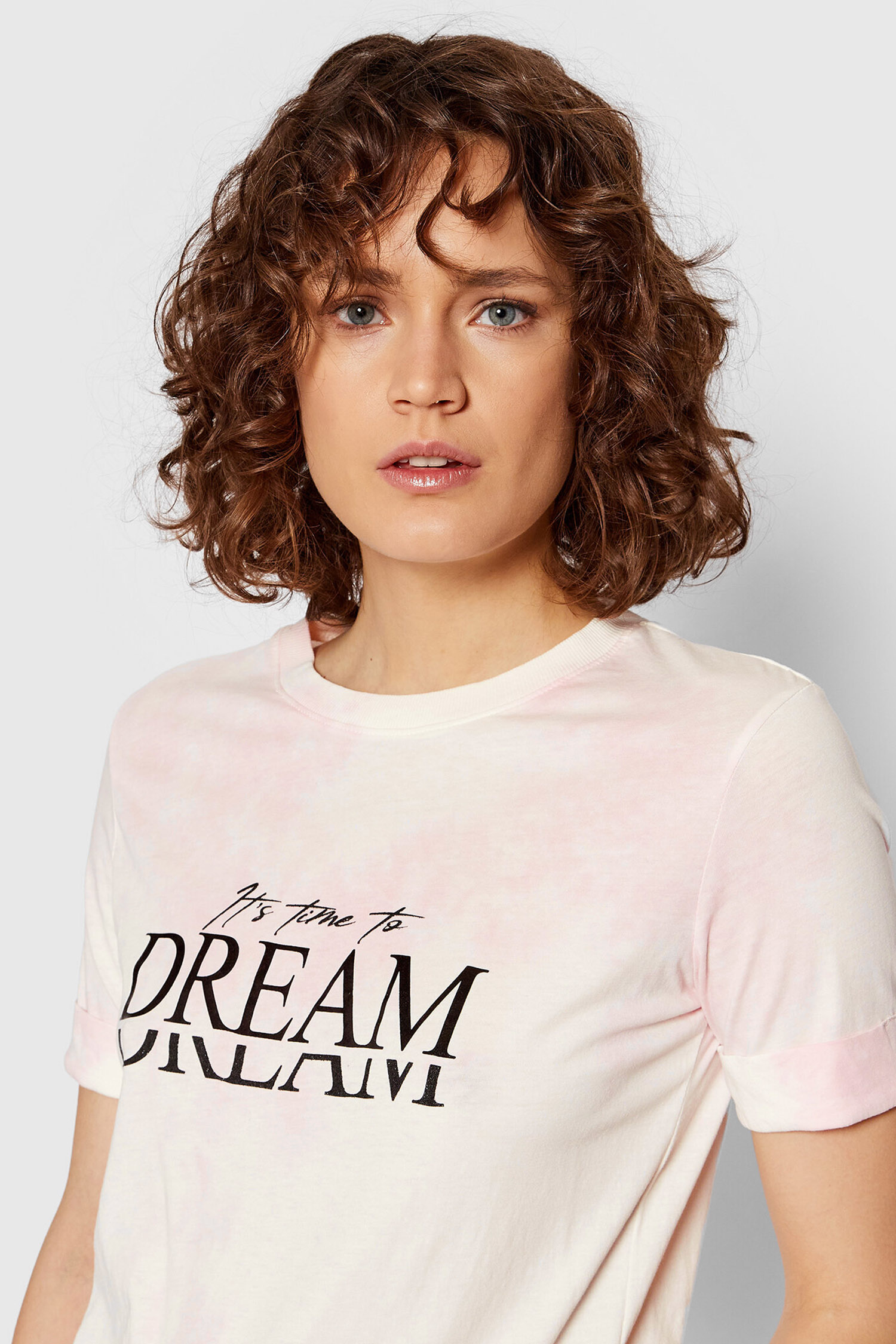 Жіноча пудрова футболка Guess W2GI14.JA900;F61Y