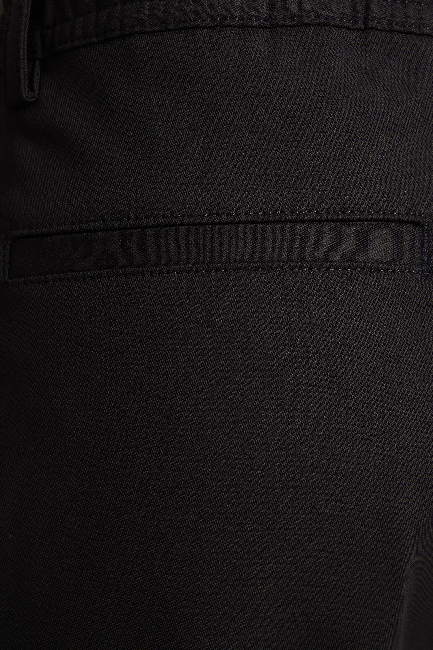 Чоловічі чорні брюки BOSS 50554023;001